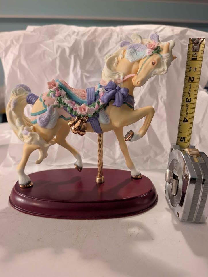Vintage Lenox 1989 Carousel Circus Horse Porcelain Figurine – Flowers & Gold