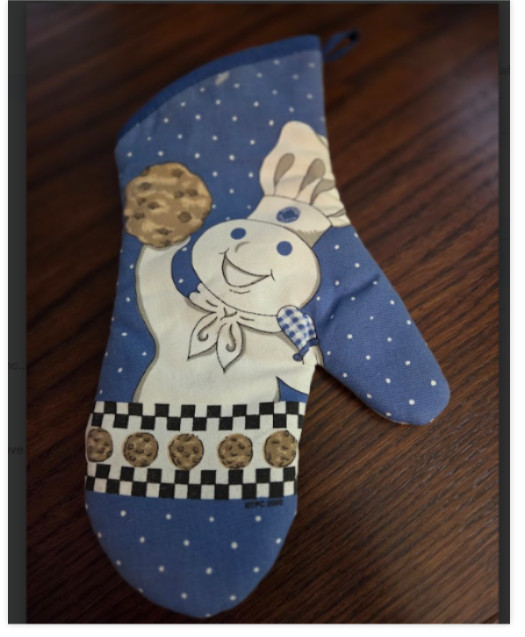 Pillsbury Doughboy Vintage Right-Handed Oven Mitt, Dated 2000