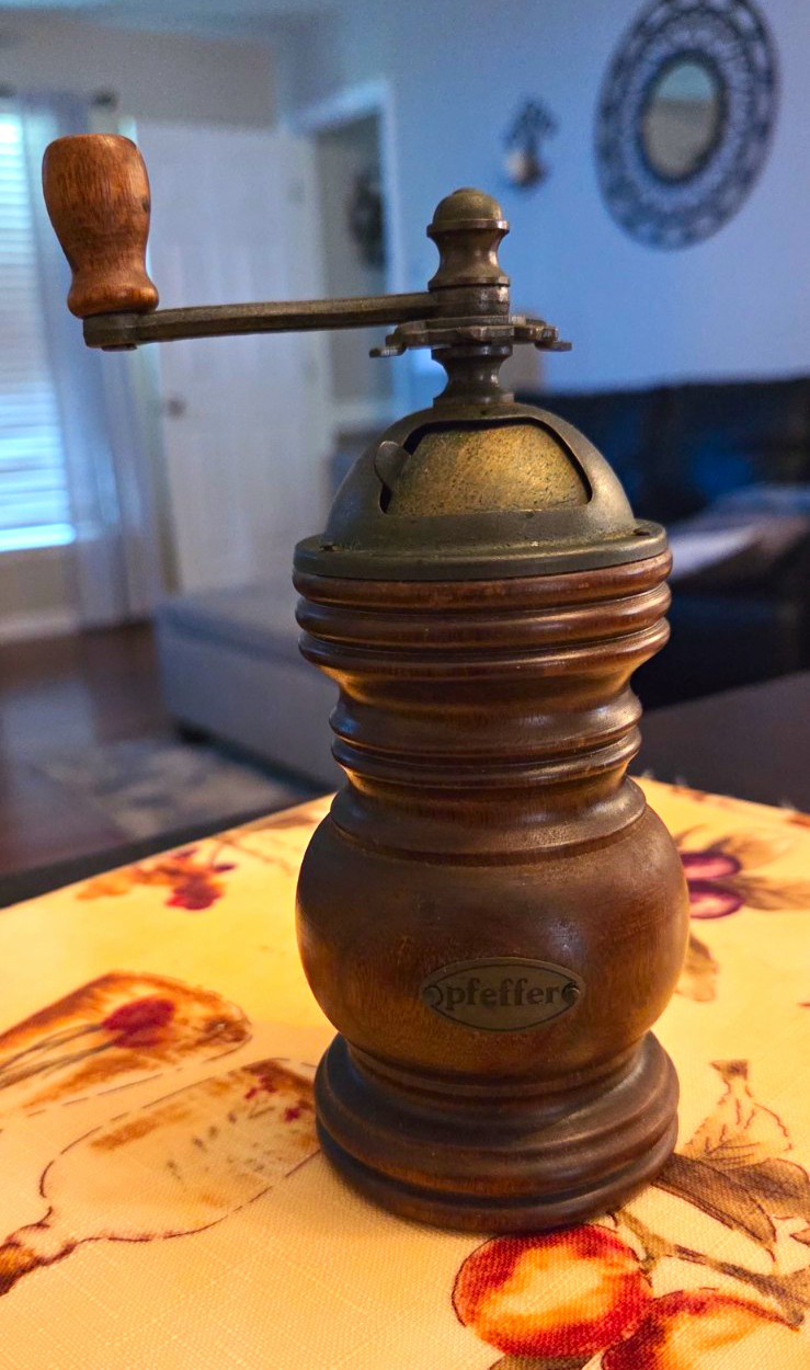 Vintage KYM Germany Pepper Spice Grinder Mill Wooden Box Coffee Grinder Design Vintage KYM Germany Pepper Spice Grinder Mill Wooden Box Coffee Grinder Design