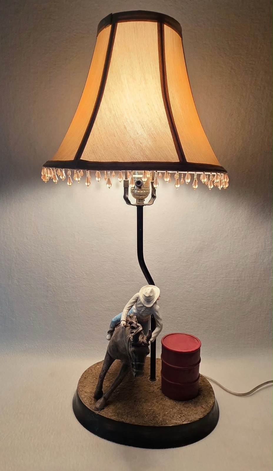 Vintage Western Cowgirl Barrel Racing Horse Table Lamp Rodeo Rustic Decor 2006 Vintage Western Cowgirl Barrel Racing Horse Table Lamp Rodeo Rustic Decor 2006
