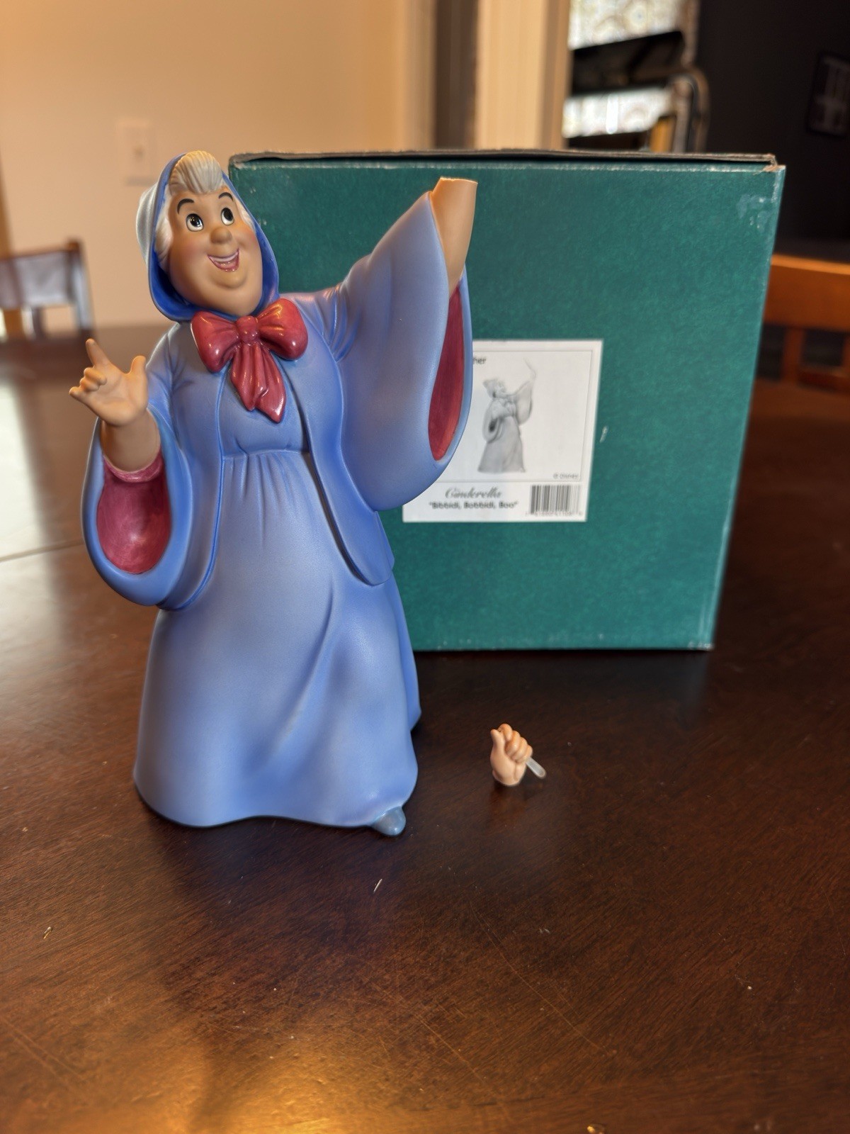 WDCC Cinderella’s Fairy Godmother “Bibbidi, Bobbidi, Boo\ WDCC Cinderella’s Fairy Godmother “Bibbidi, Bobbidi, Boo\