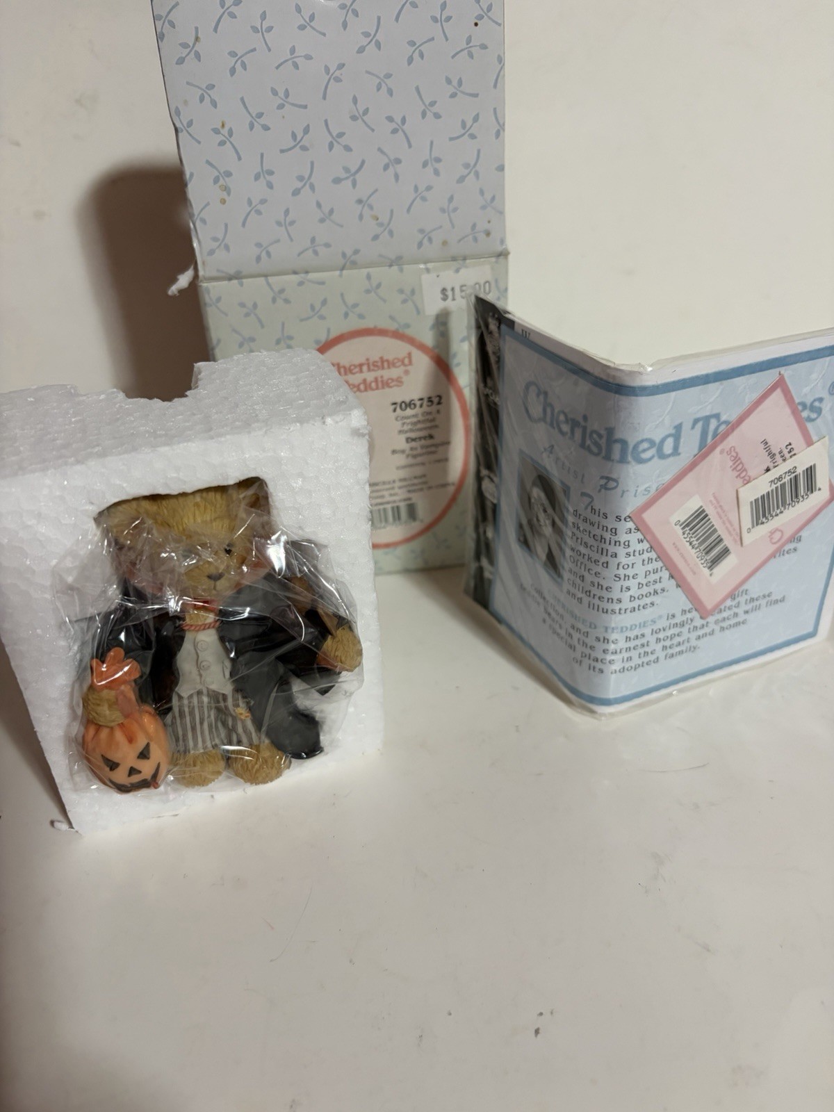 2002 Cherished Teddies DEREK #706752 Count on a Frightful Halloween Figurine