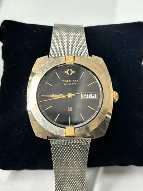 Auth WALTHAM Vacuum Day Date Watch Black Dial Silver Band JUNK Not Working