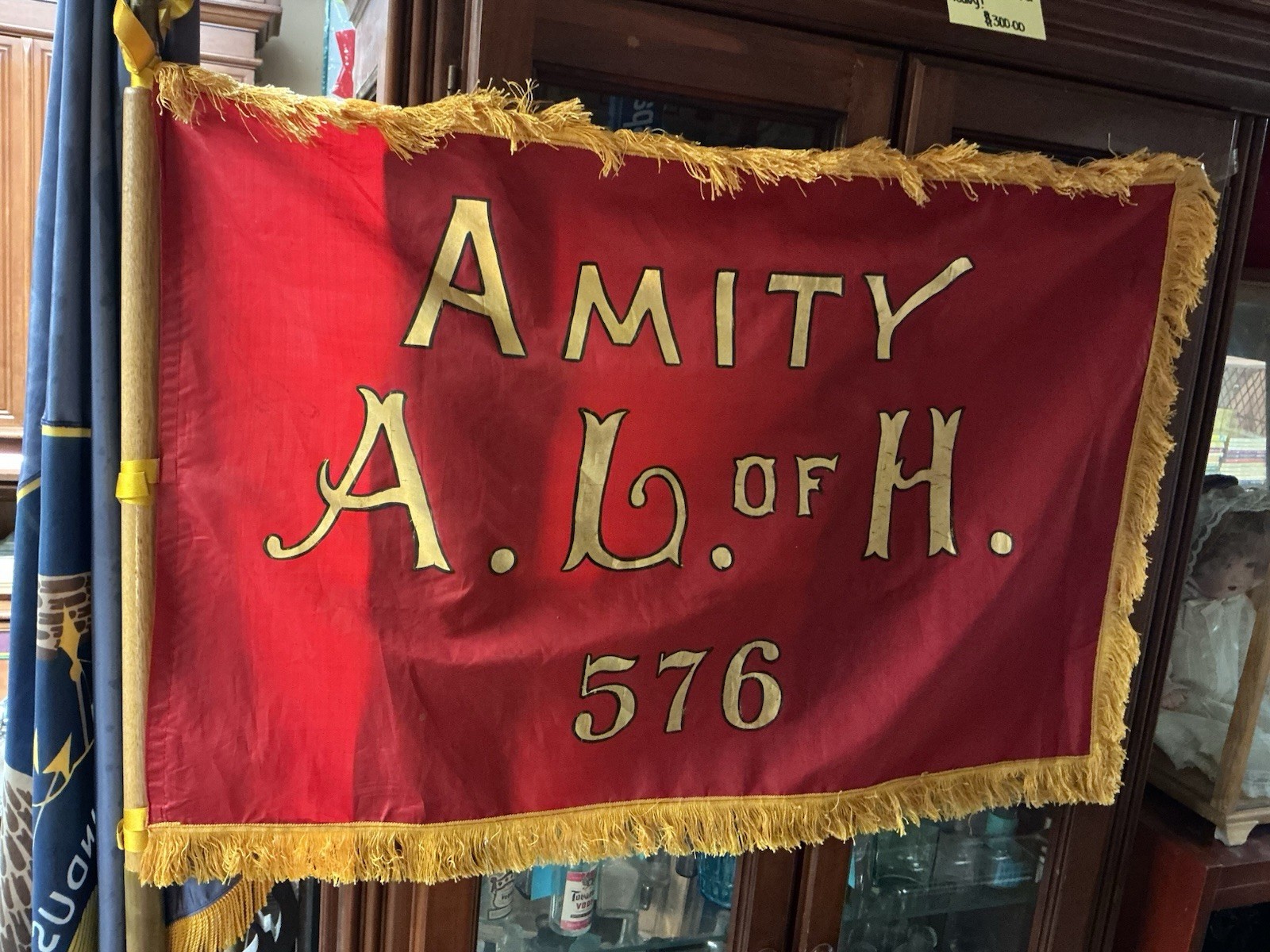 Rare Antique 1900s A.L.of H. Fraternal Silk Flag And Pole With Eagle Amity 576. Rare Antique 1900s A.L.of H. Fraternal Silk Flag And Pole With Eagle Amity 576.