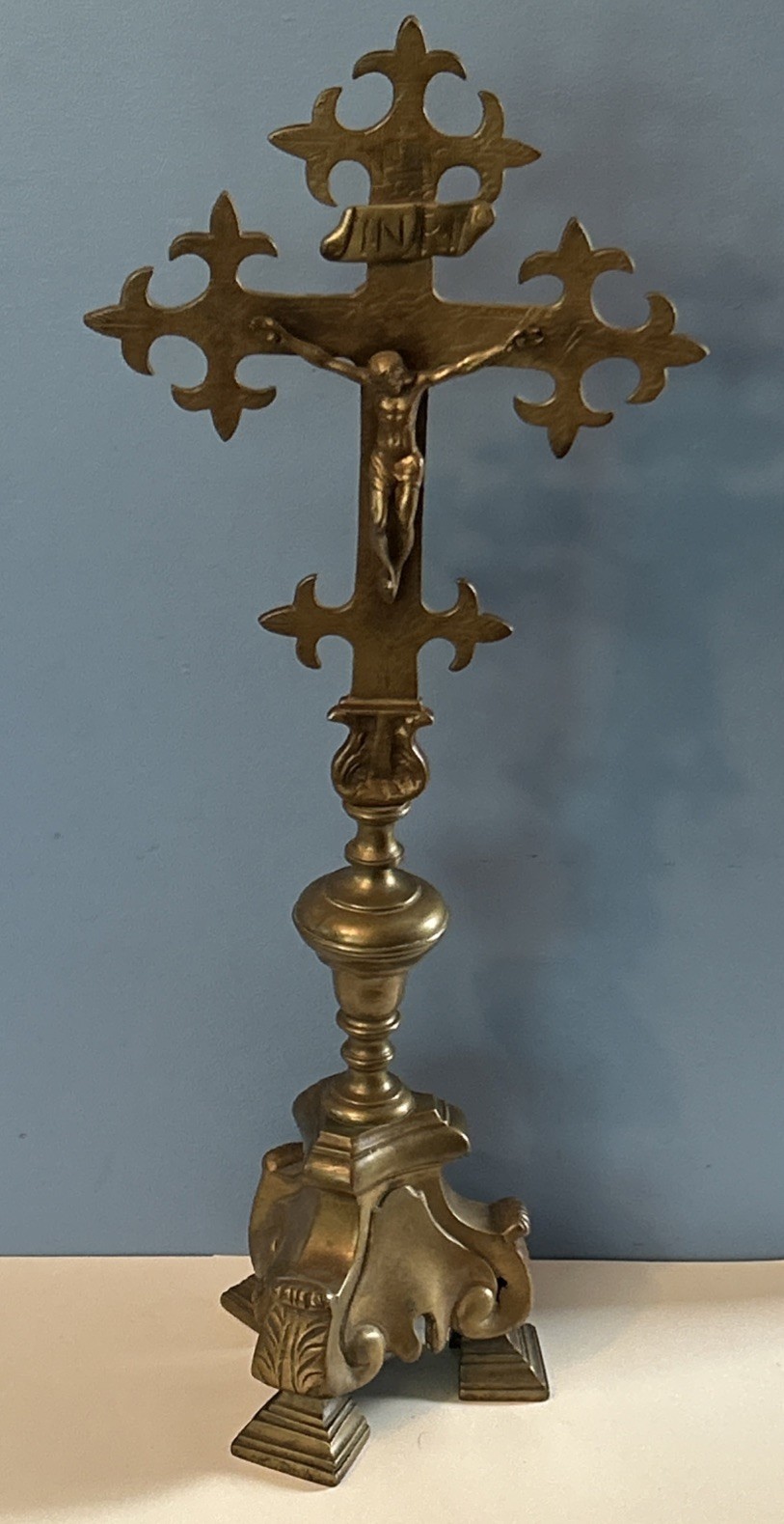 Antique Lg 26