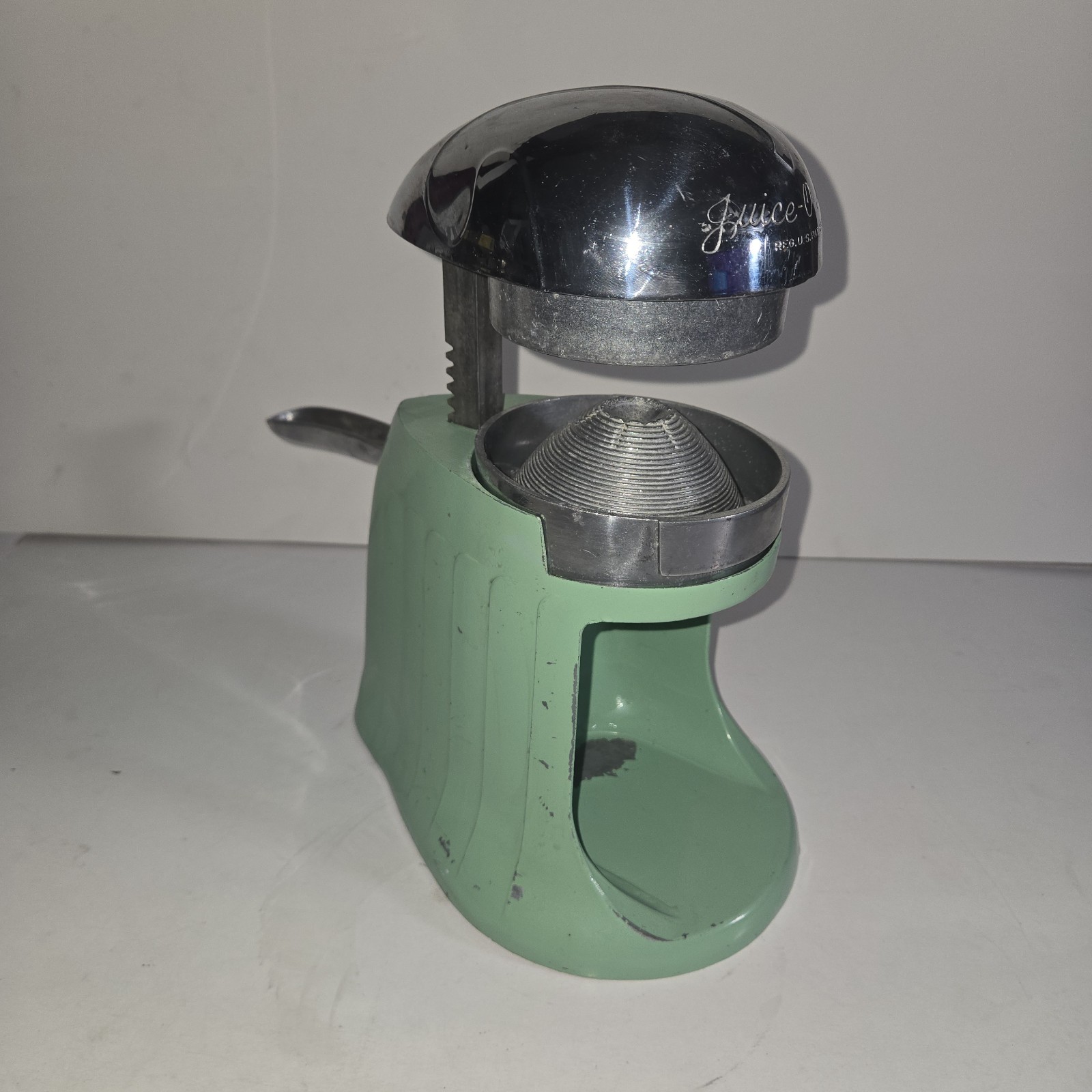 Vintage Rival Juice-O-Mat, rare color Single Action Avocado Green 