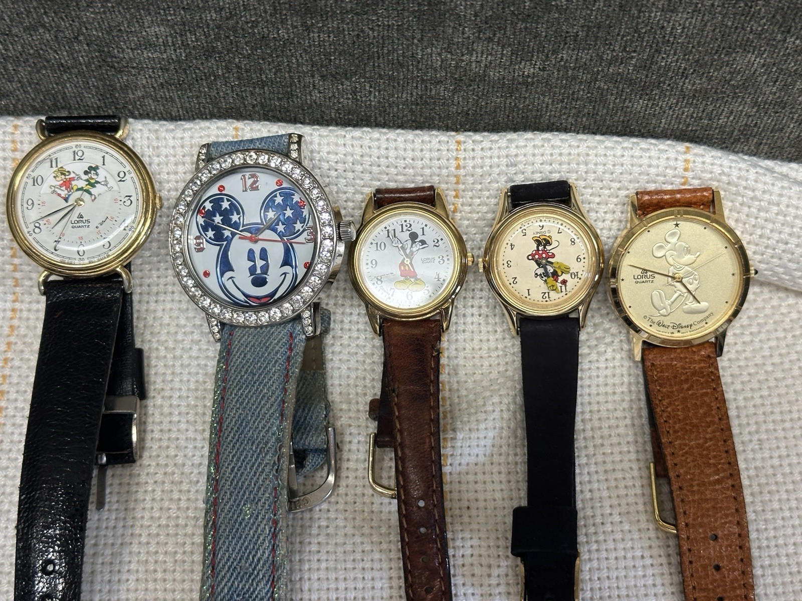 Mickey Mouse Quartz Wristwatch Watch Time 6pcs  Rare Manual wind All Running