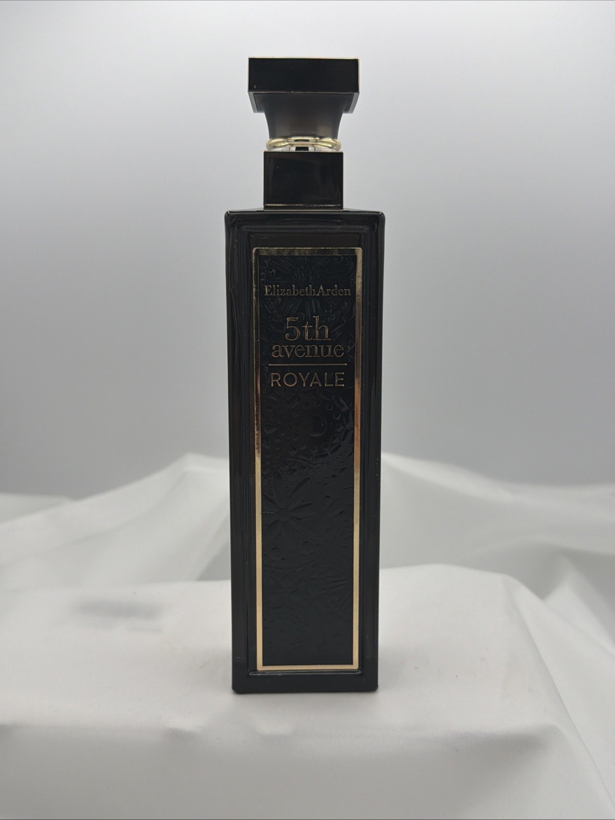 5th Avenue Royale by Elizabeth Arden 4.2oz/125ml EDP Spray