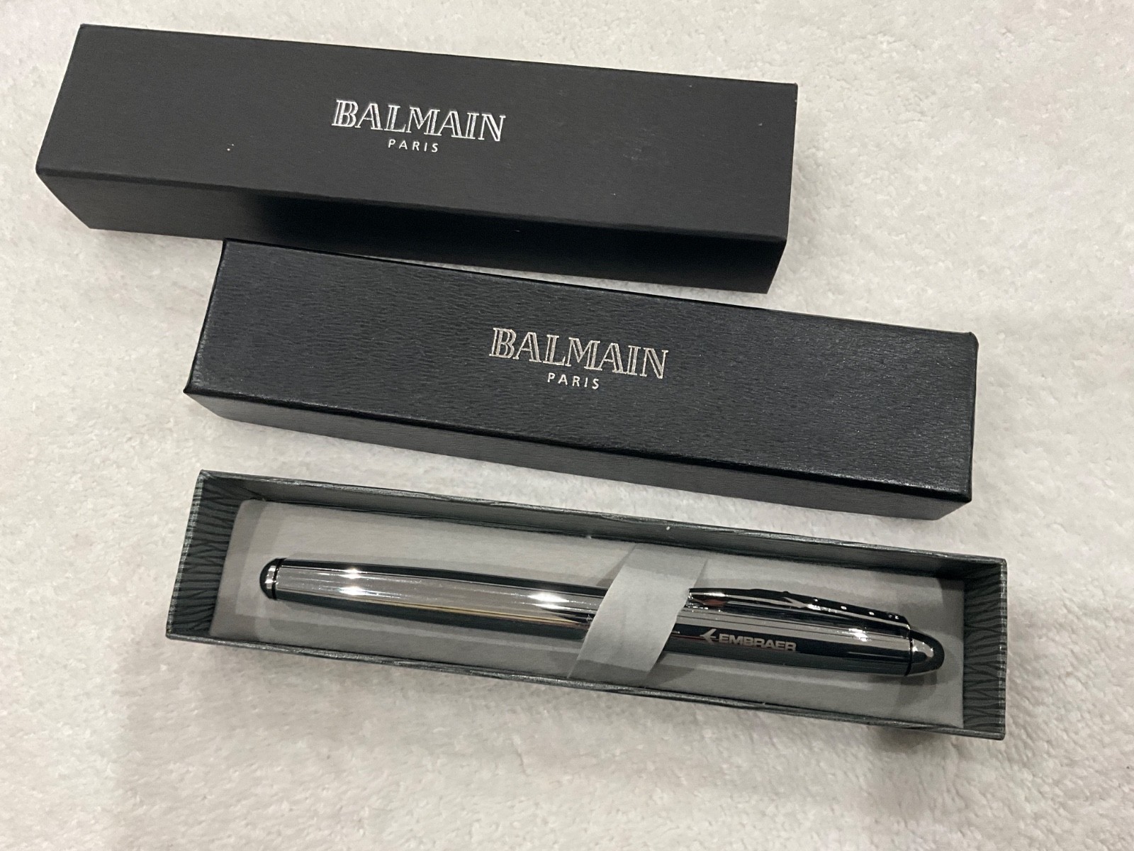 Embraer Executive Jets Ink Pen New in Original Box with New Ink Cartridge, Shiny