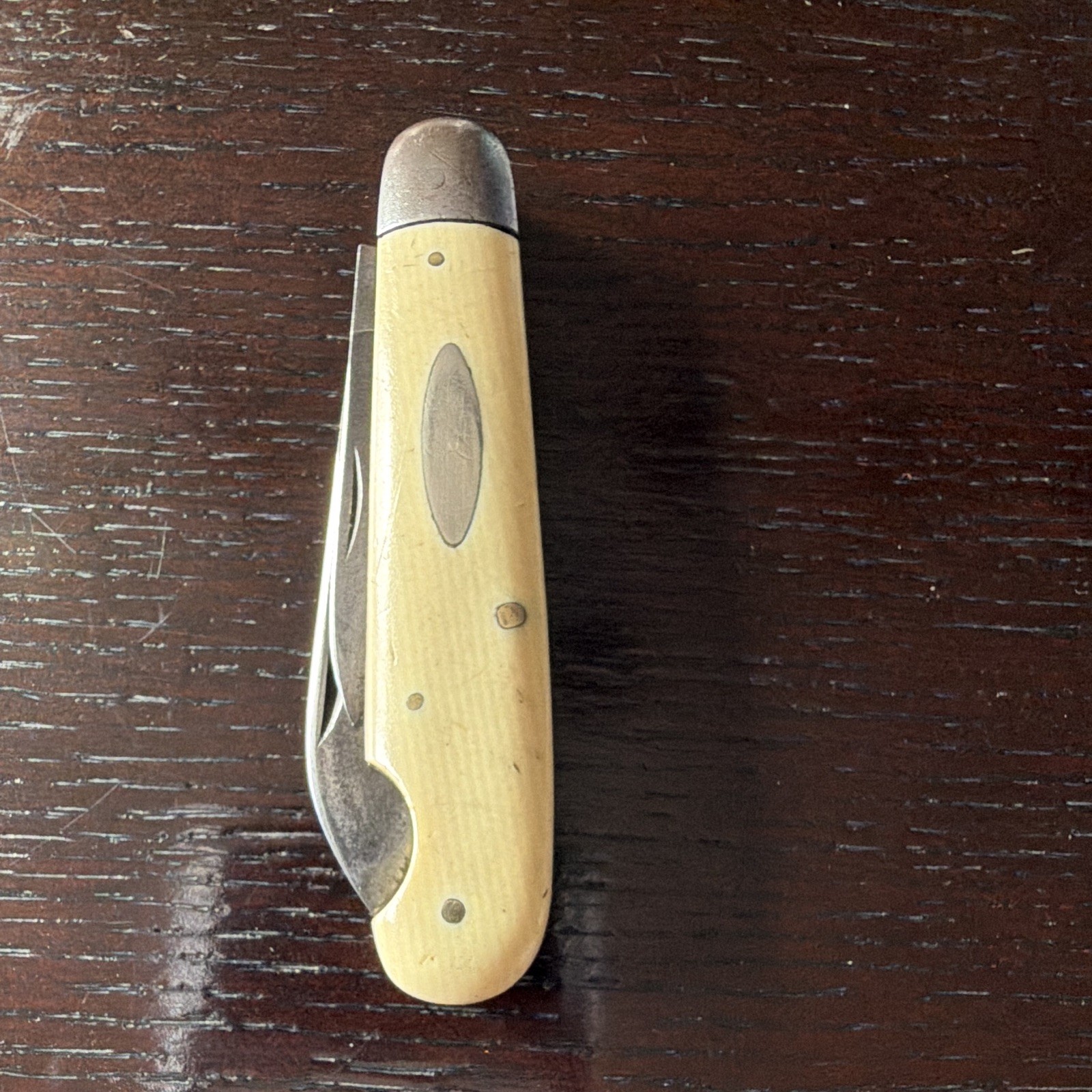 Robeson Vintage 2-Blade Slipjoint Pocketknife Bone Handle Carbon Steel Robeson Vintage 2-Blade Slipjoint Pocketknife Bone Handle Carbon Steel