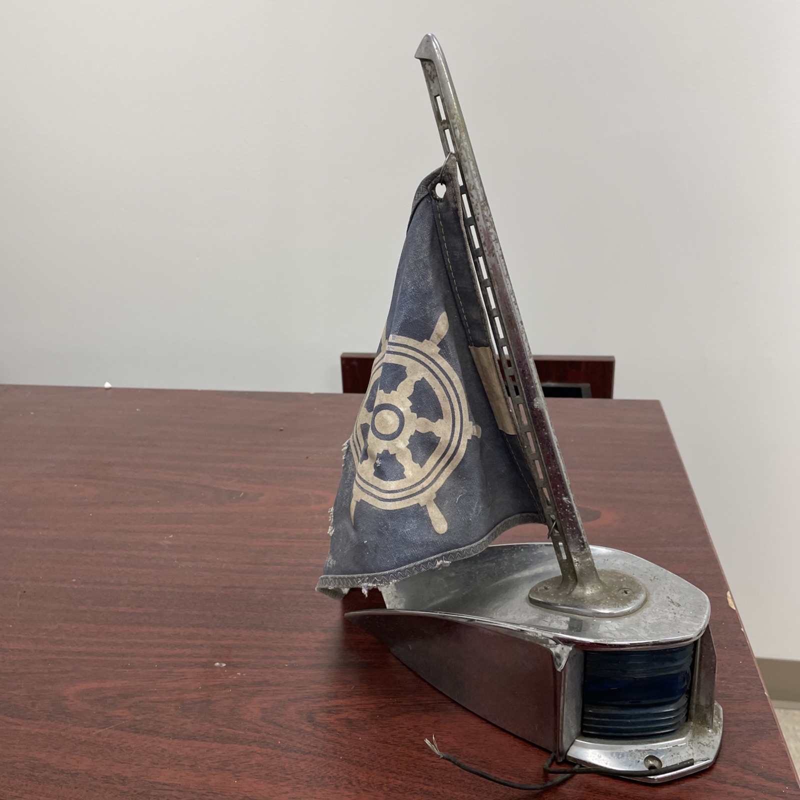 Vintage~ATWOOD??? Chrome Boat Bow Navigation Light & FLAG STAFF~AS IS