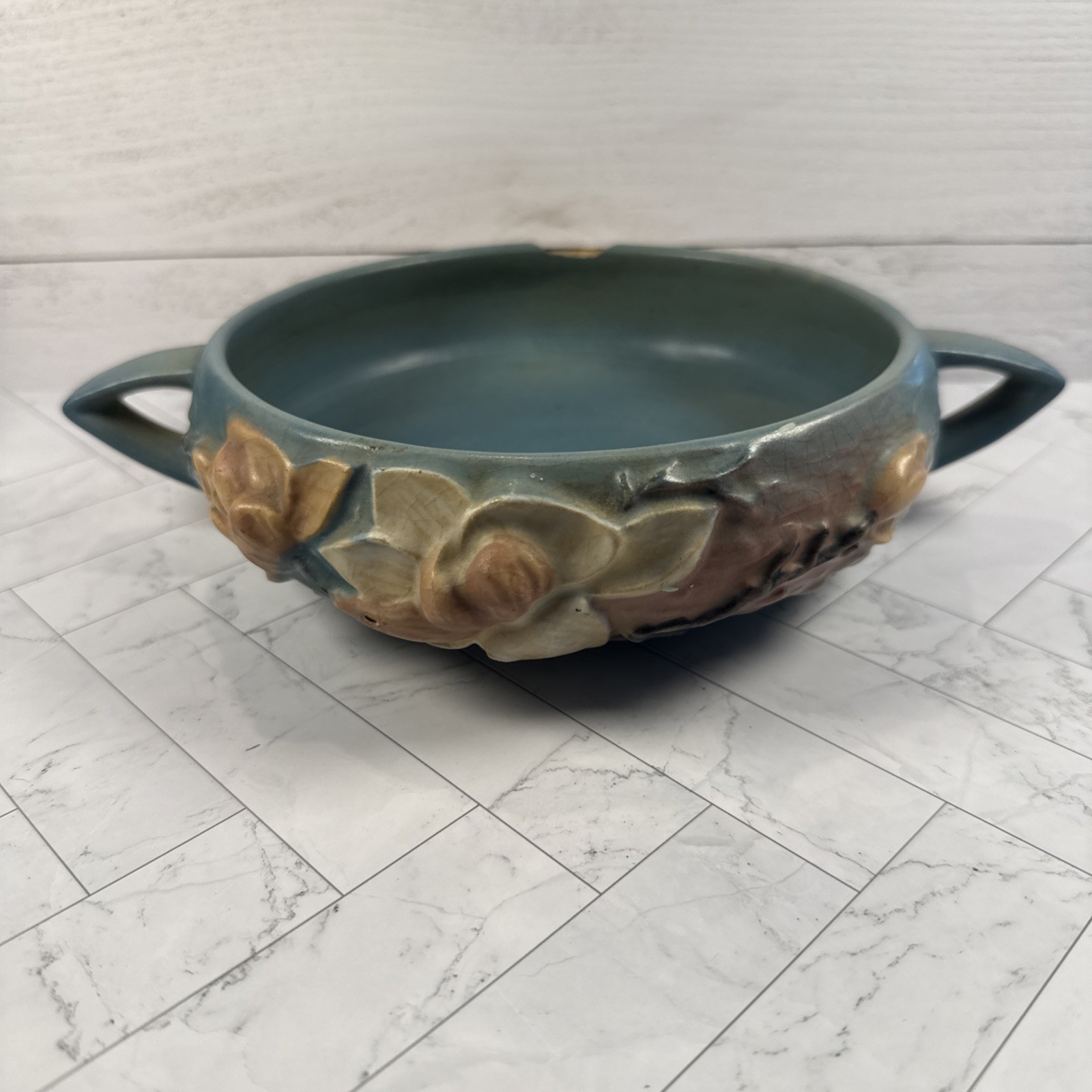 Antique Roseville Magnolia green bowl 447-6, made in 1940’s