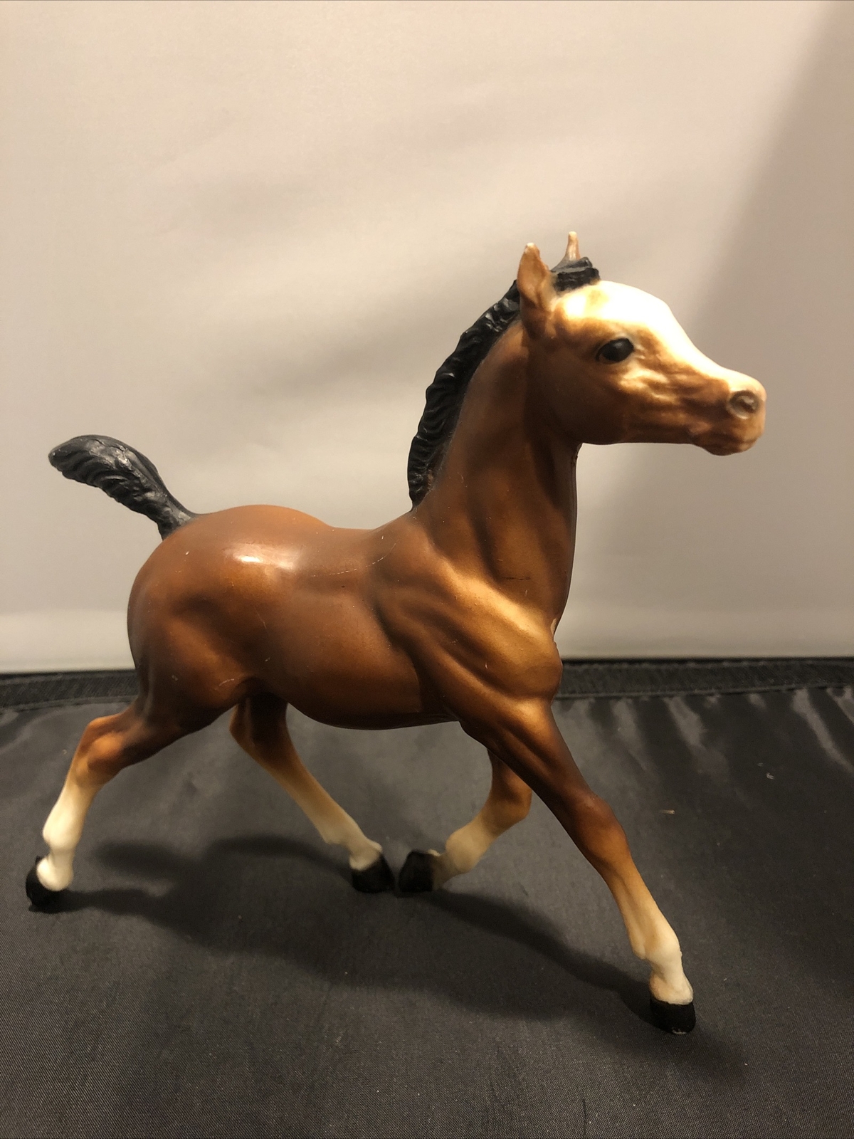 vintage Breyer Brown Running Foal Colt Model Horse 7\