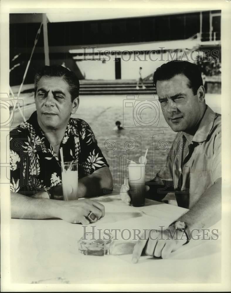 1960 Press Photo Richard Greene, Actor with co-star - nop32726 1960 Press Photo Richard Greene, Actor with co-star - nop32726