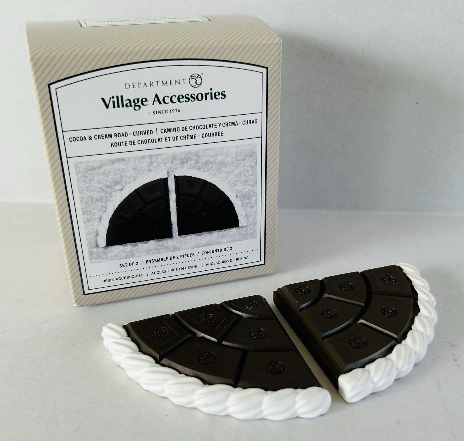 Dept 56 Christmas Village Accessories Cocoa & Cream Road Curved #6013624
