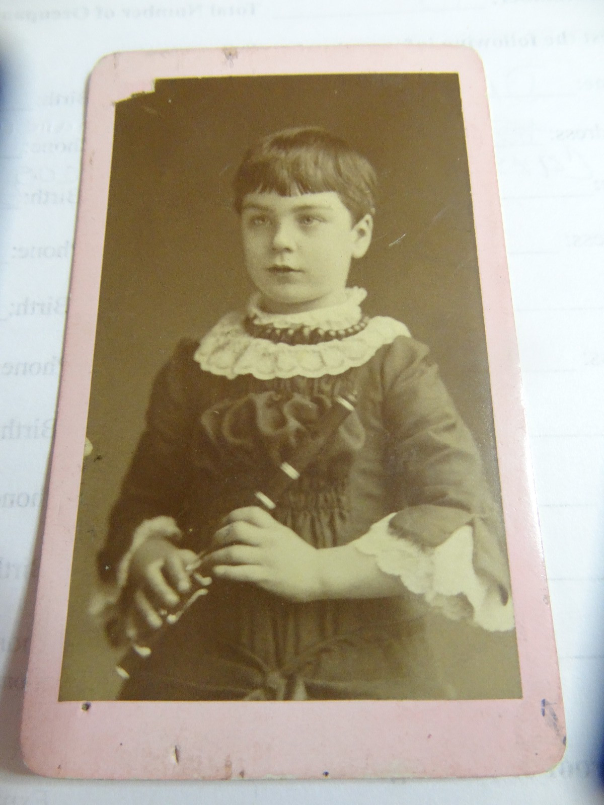 Young English girl with flute, R. WALLS, Poole , 1886, albumen print cdv $ 12 Young English girl with flute, R. WALLS, Poole , 1886, albumen print cdv $ 12