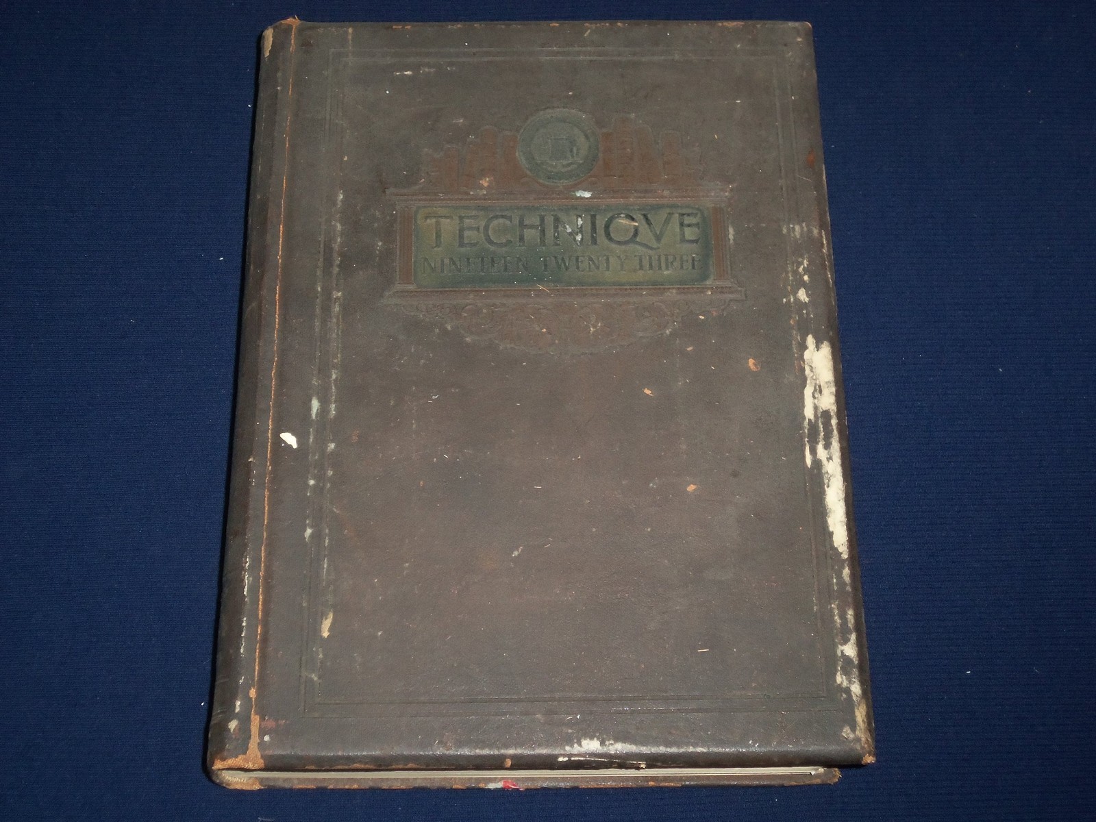 1923 TECHNIQUE M. I. T. TECHNOLOGY MASSACHUSETTS YEARBOOK - YB 850 1923 TECHNIQUE M. I. T. TECHNOLOGY MASSACHUSETTS YEARBOOK - YB 850