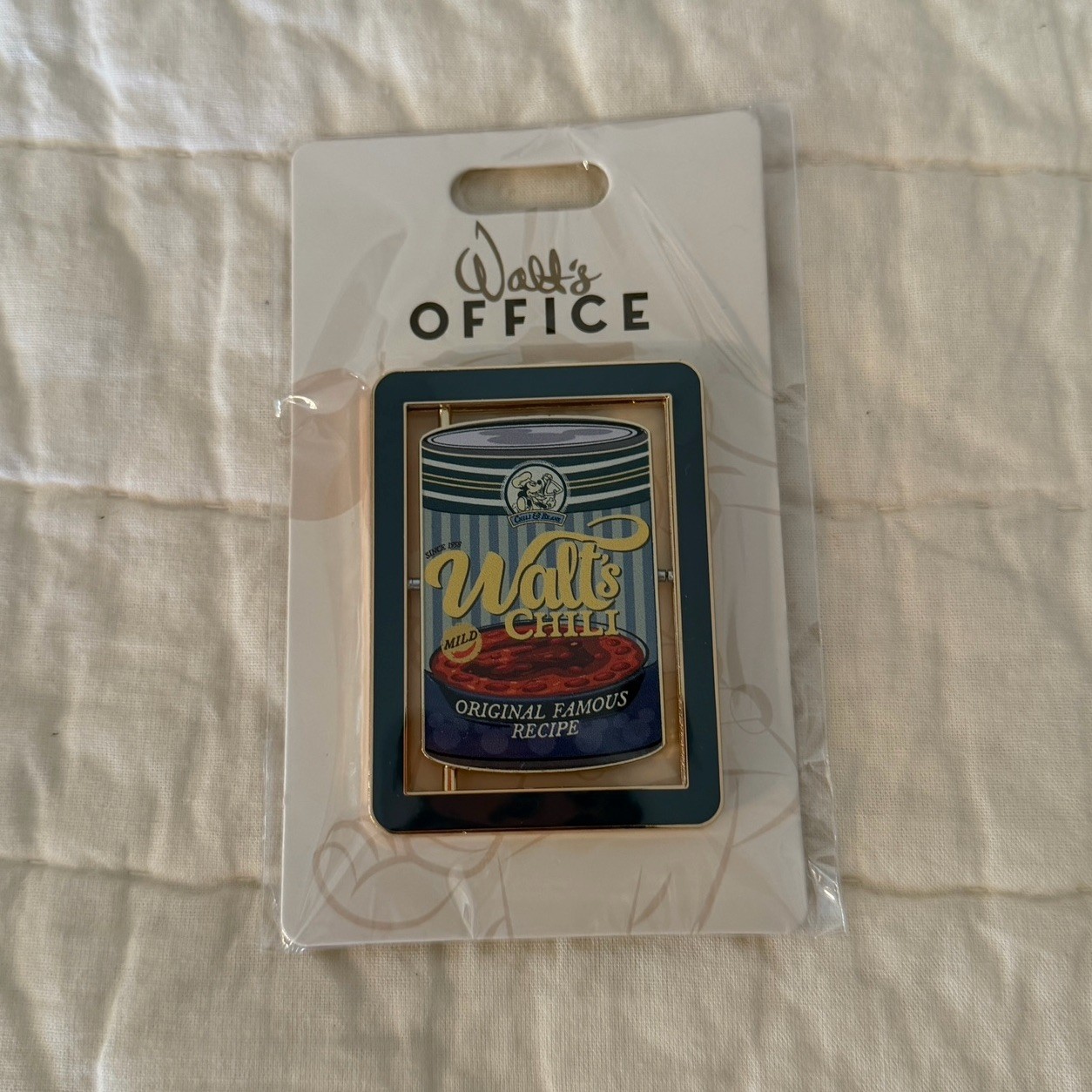 Disney D23 Expo Walt\'s Office Archives Walt\'s Chili Recipe Spinner Frame Pin New