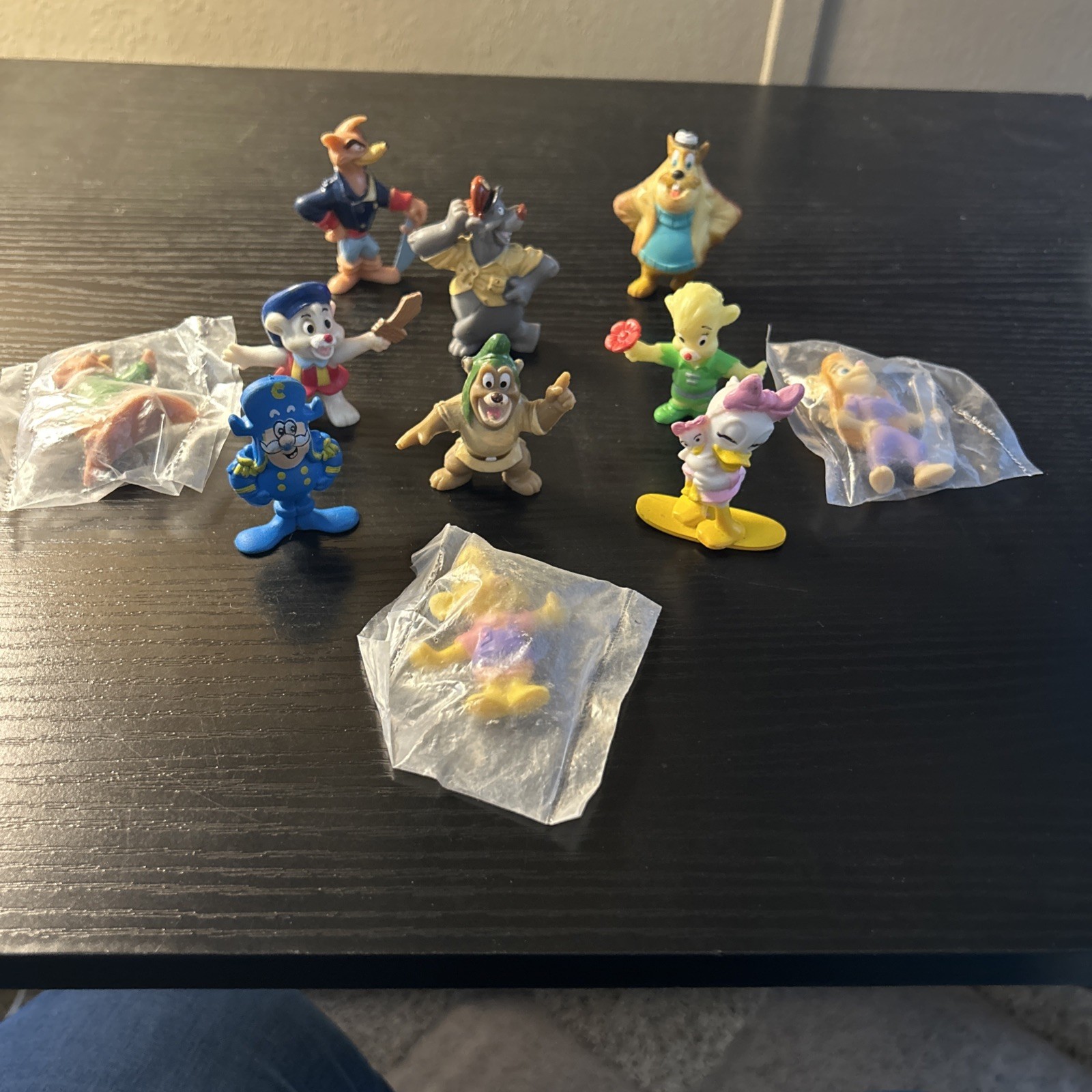 Set of 11 Kellogg's Cereal toy figurines 