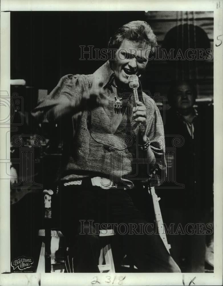 1976 Press Photo Jerry Reed appears on The Jerry Reed Show Special #2