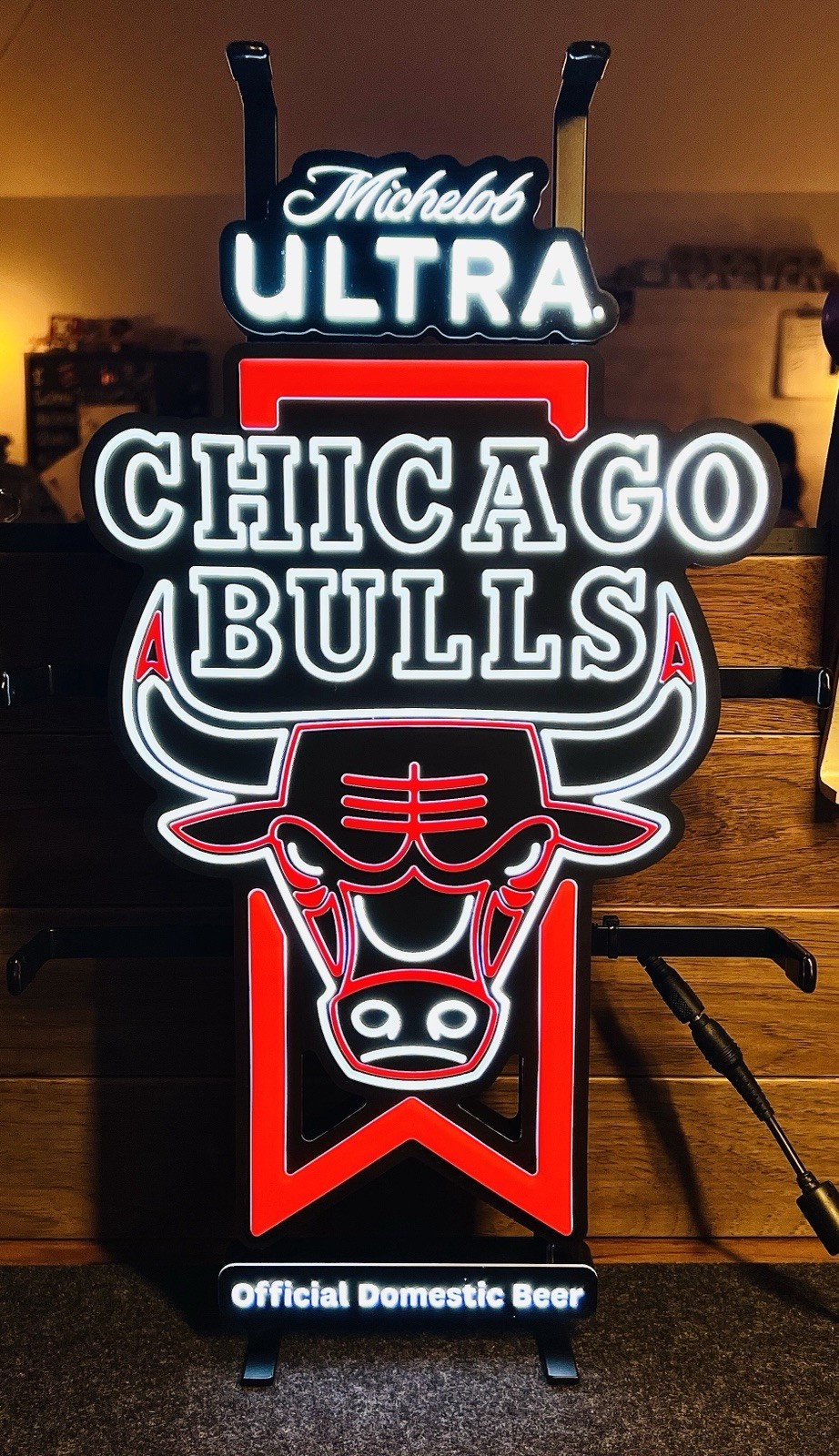 Michelob Ultra Chicago Bulls LED Neon Sign (Rare)  18” X 12” 