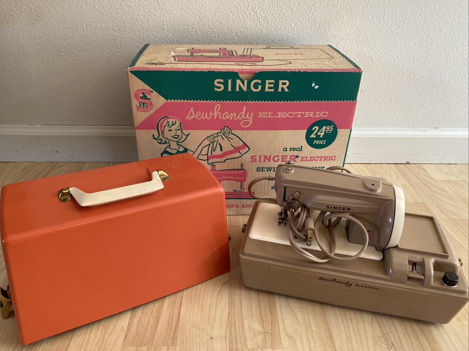 1960s Singer 50D Sewhandy Mini Children's Toy Sewing Machine, Electric w/ Box