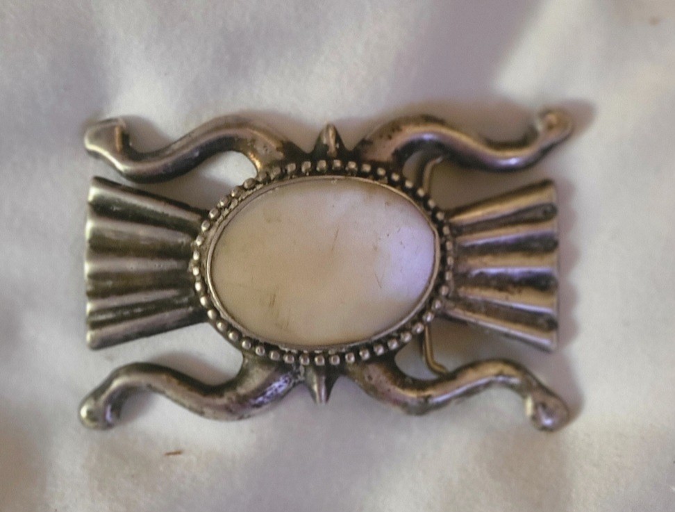 Vintage Navajo Sandcast Sterling Silver  Belt Buckle Mother Of Pearl 