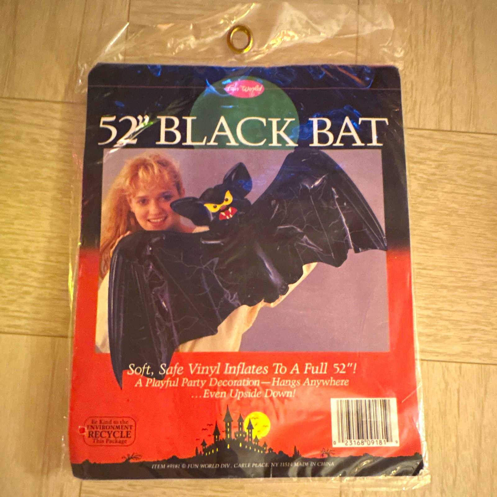 NOS Vintage Fun World 52” Black Bat Vinyl Inflatable Hanging Halloween Decor