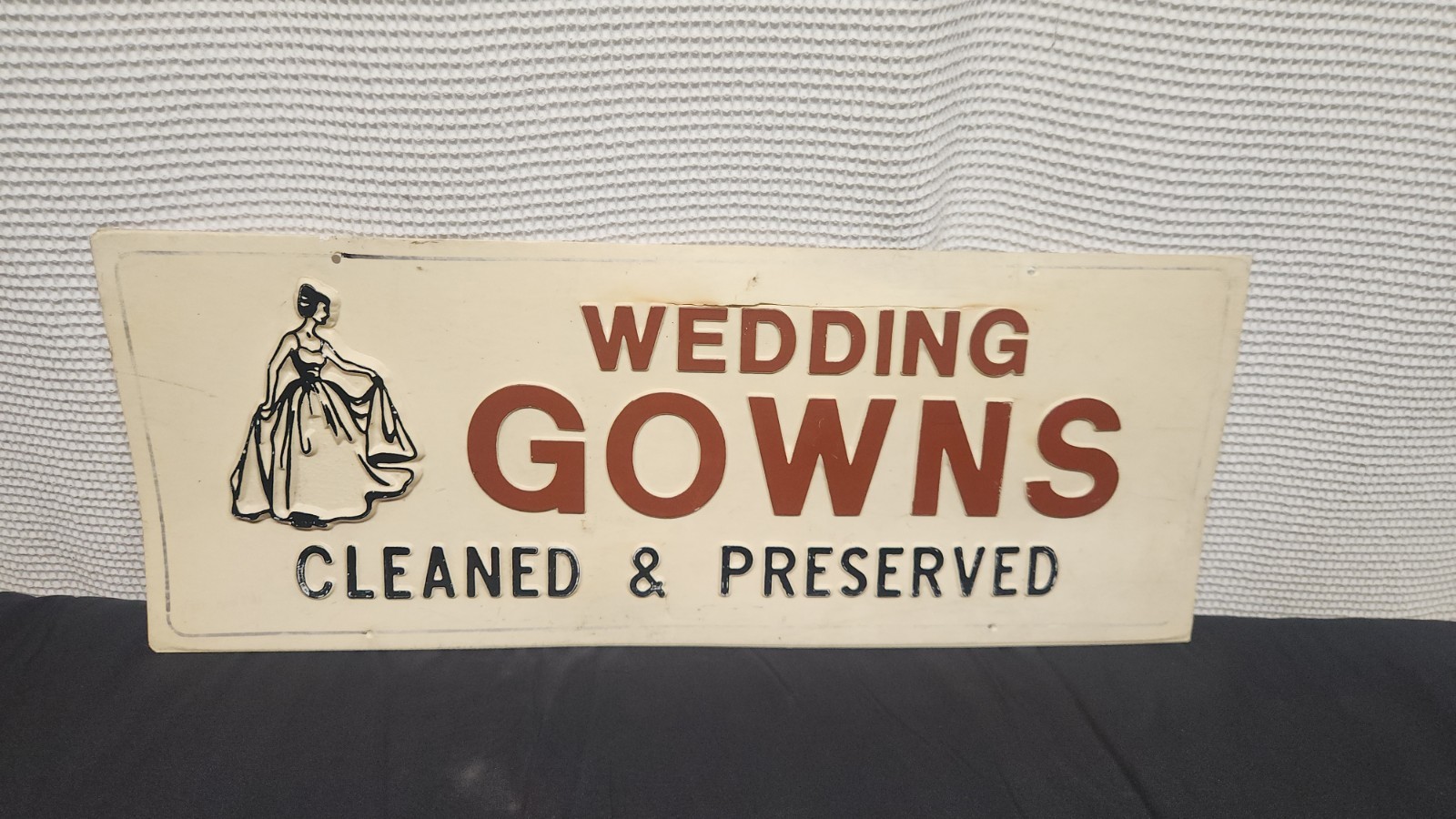 1950\'S/60\'S Wedding Gown Service Trade occupational Sign Display Embossed 1950\'S/60\'S Wedding Gown Service Trade occupational Sign Display Embossed