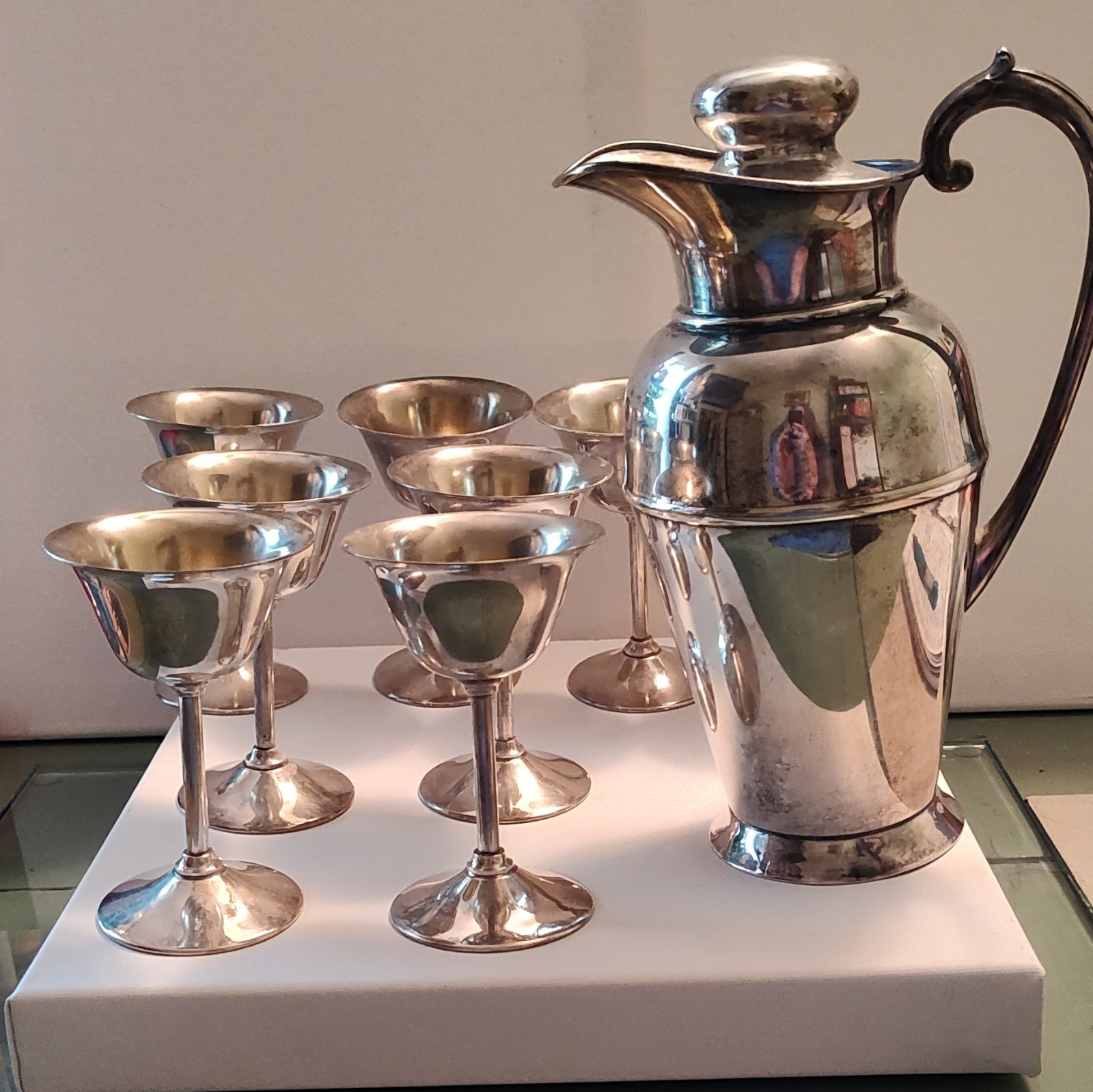 Vintage Apollo EPNS Silver Plate Pitcher with 7 Silverplate Goblets Set In