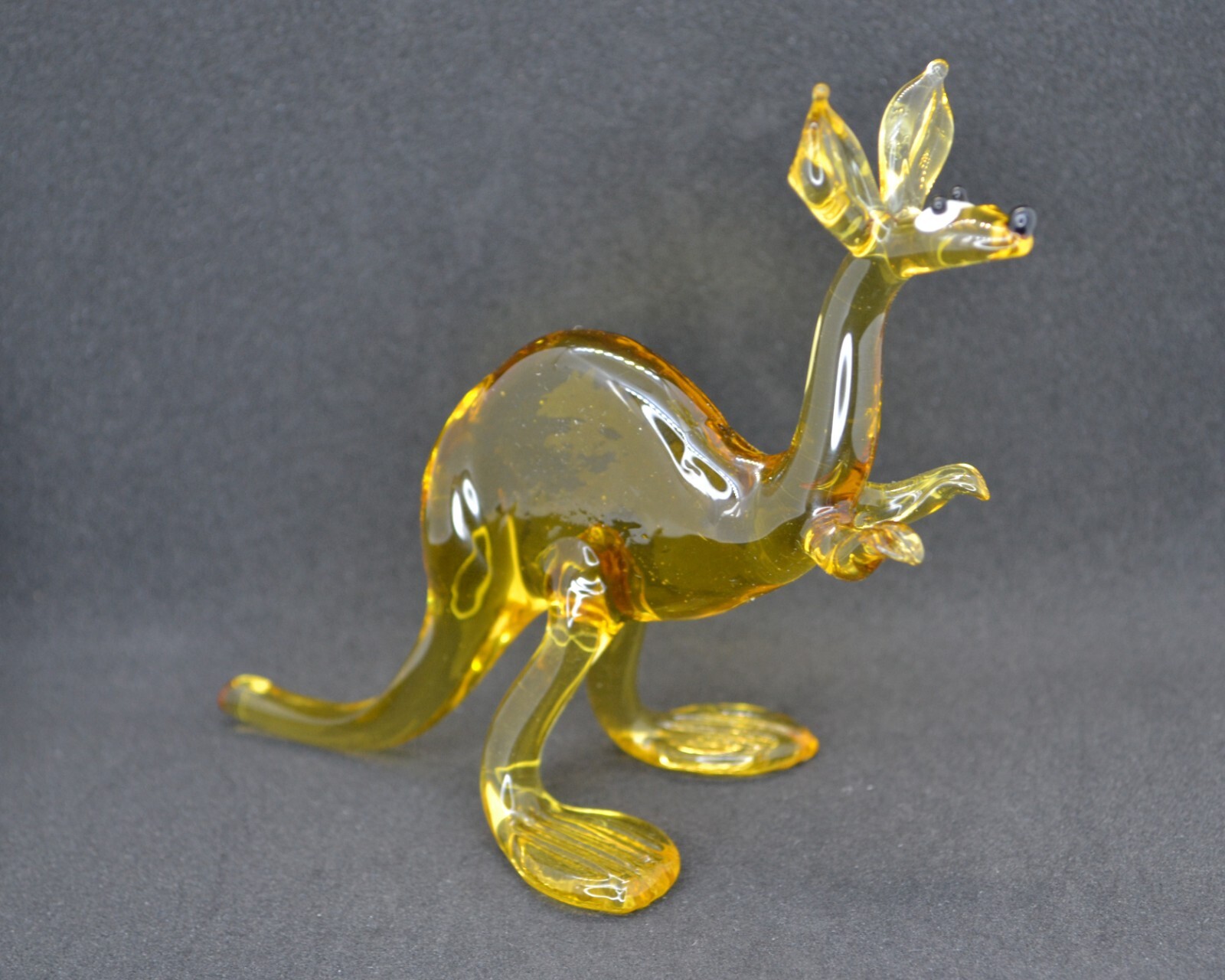 Glass kangaroo figurine - Kangaroo sculpture - Collectible kangaroo figurine Glass kangaroo figurine - Kangaroo sculpture - Collectible kangaroo figurine