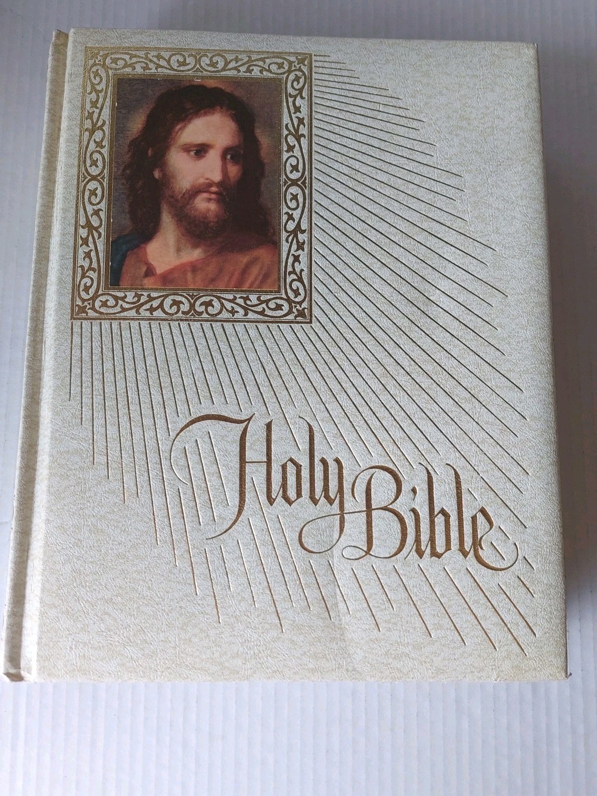 Vintage Version 1972-1973 Edition Large Coffee Table Bible Catholic Religious 