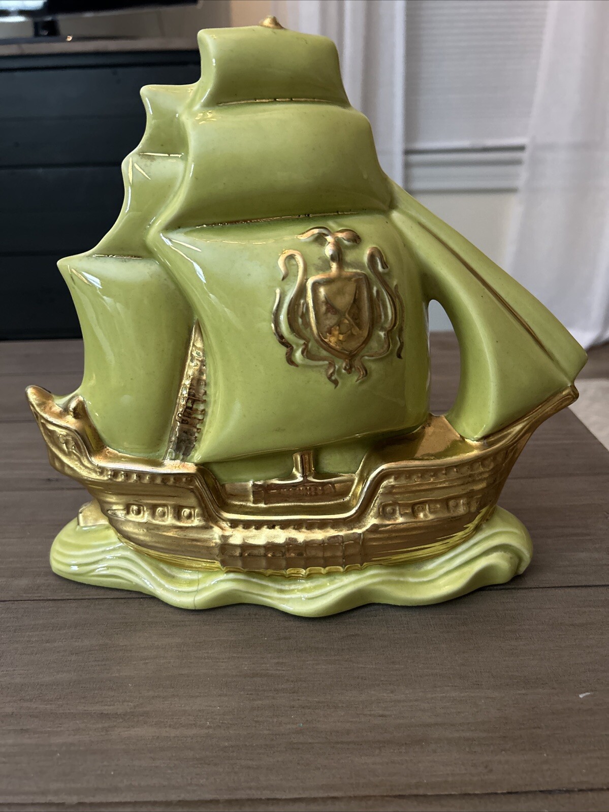 Vintage Mid Century Lampcraft’s American China 22 K Gold Ceramic  Ship Lamp