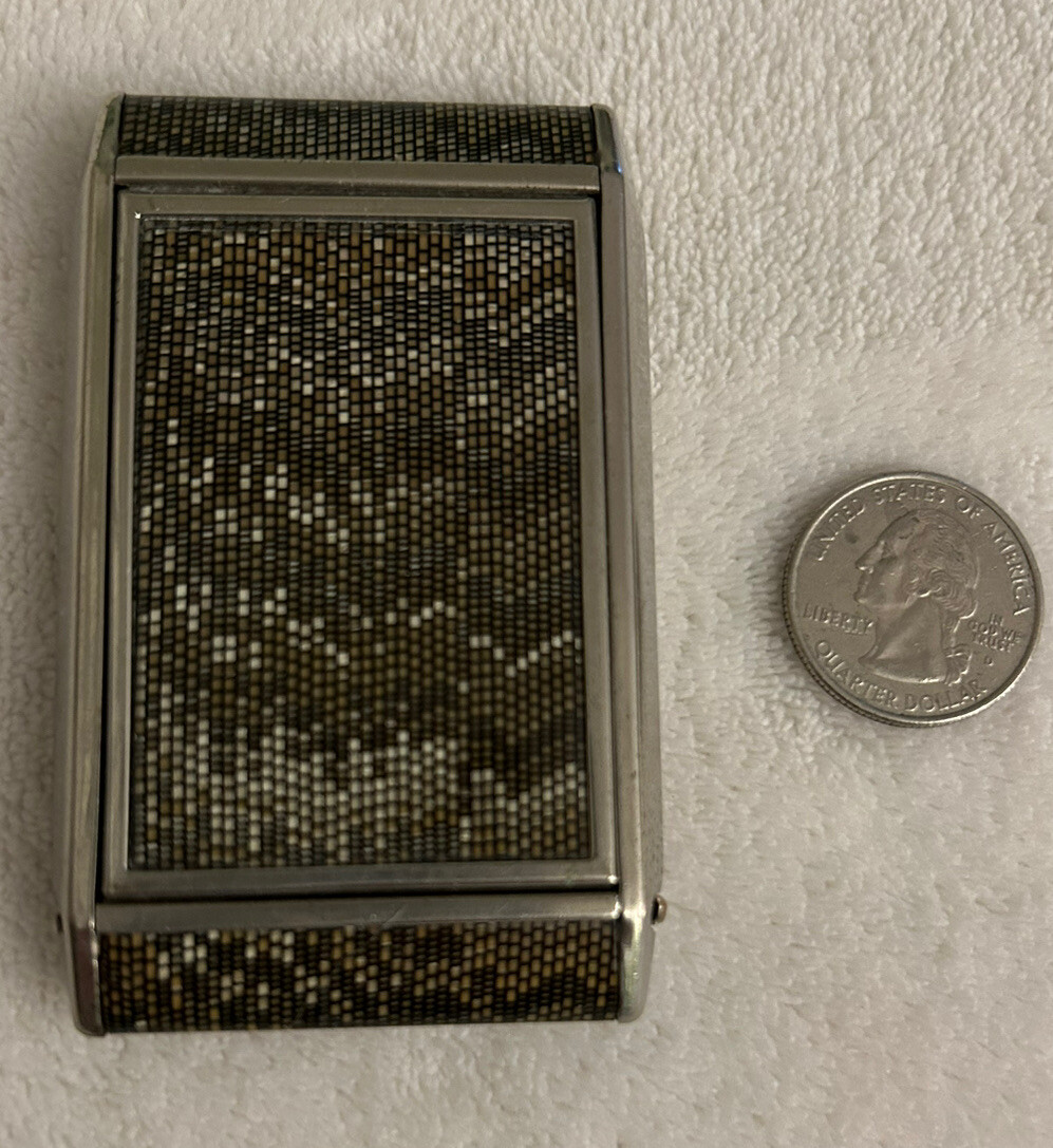 Vintage Compact, snake skin pattern, in good condition