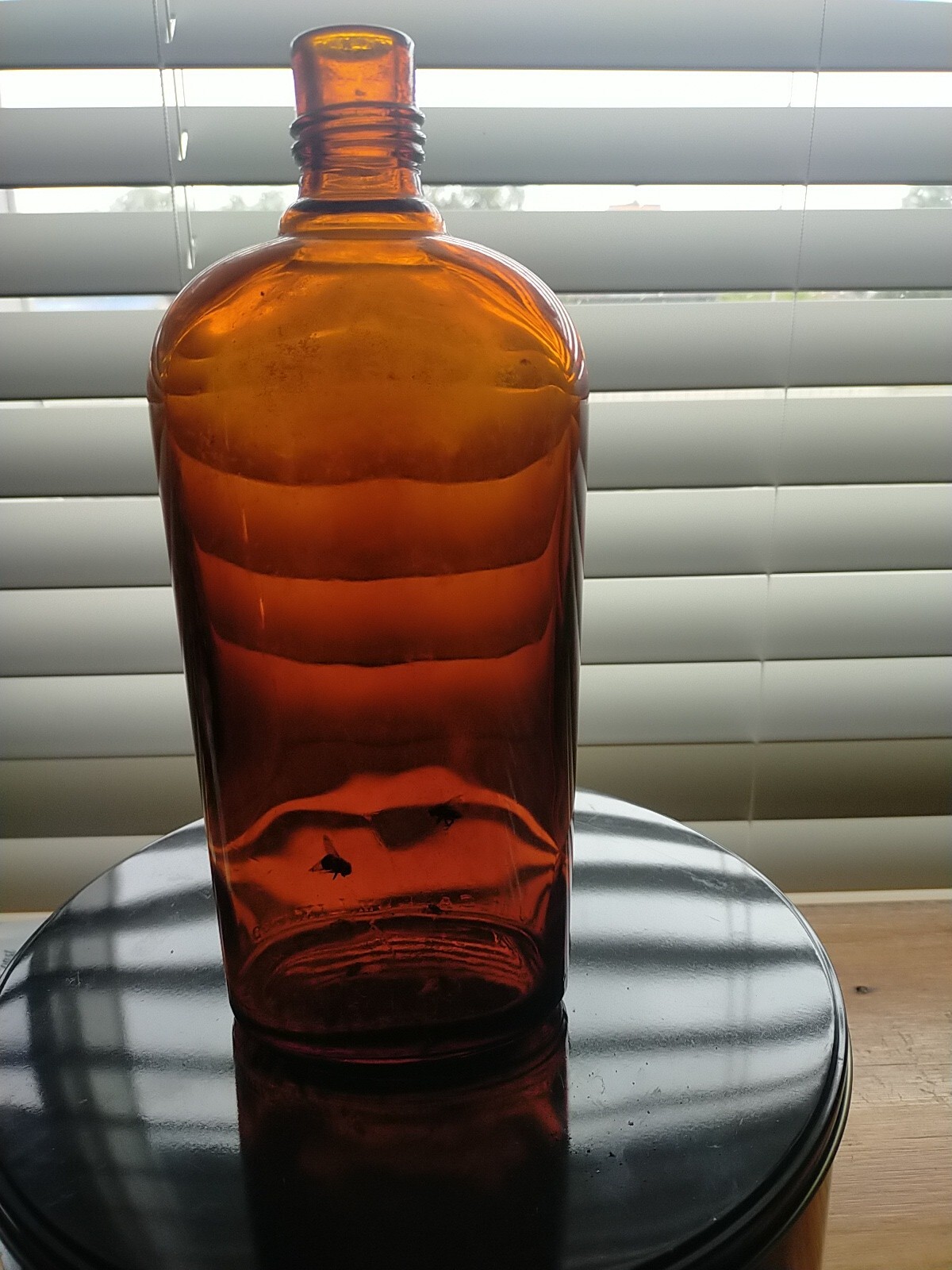 Amber Vintage Bottle, VERY RARE J.M.Callum Limited Kerosene 26cm large Amber Vintage Bottle, VERY RARE J.M.Callum Limited Kerosene 26cm large