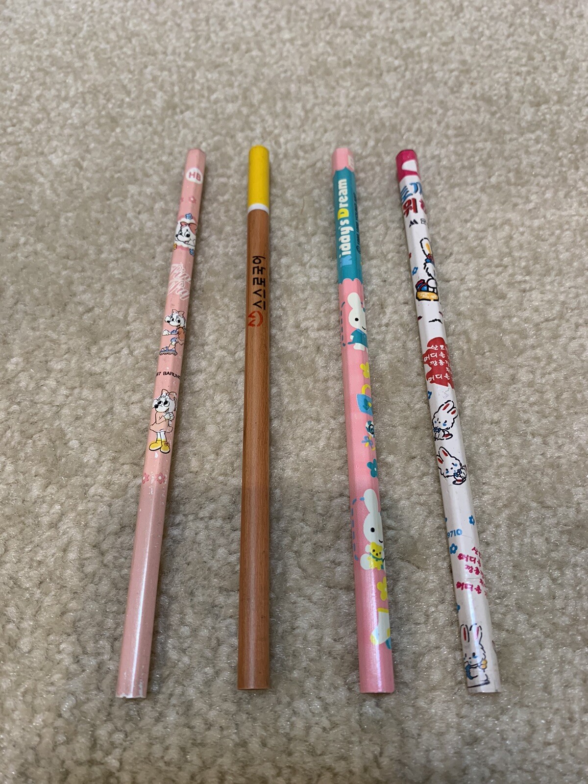 Vintage 90s Korean Lot of 4 Wooden HB Pencils Kiddy\'s Dream Barunson Komatorae Vintage 90s Korean Lot of 4 Wooden HB Pencils Kiddy\'s Dream Barunson Komatorae