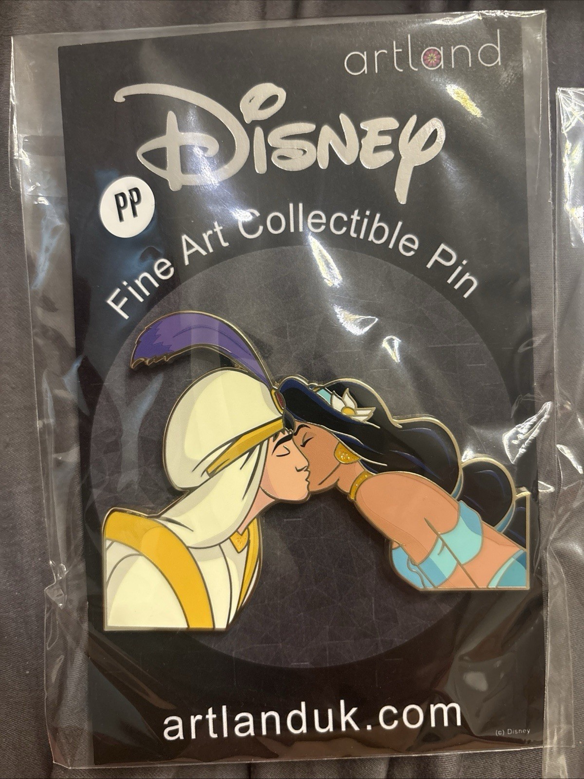Disney Artland Aladdin and Jasmine Kiss PP LE 200 Pin Disney Artland Aladdin and Jasmine Kiss PP LE 200 Pin