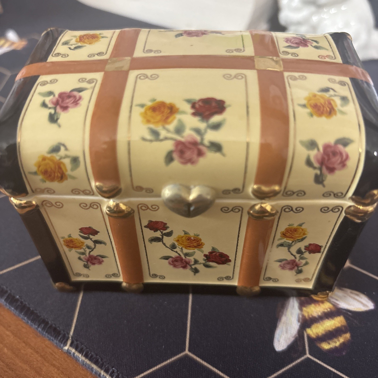 Vintage Ardleigh Elliott Music Box Trinket Box Numbered Special Memories 2001 Vintage Ardleigh Elliott Music Box Trinket Box Numbered Special Memories 2001