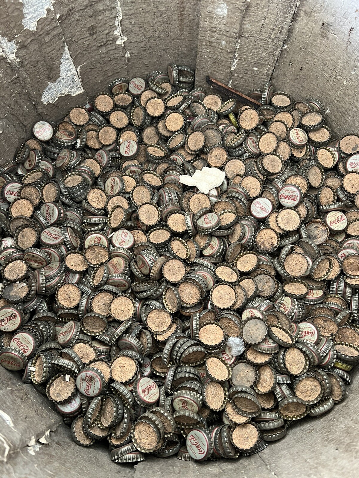*RANDOM GRAB* Lot of 20 VTG Coca Cola Cork Lined Soda Bottle Caps 1950s Era COKE *RANDOM GRAB* Lot of 20 VTG Coca Cola Cork Lined Soda Bottle Caps 1950s Era COKE