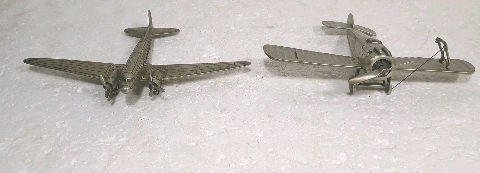 The Danbury Mint Pewter SOPWITH CAMEL Douglas DC-3 Airplane Scale 1:52 The Danbury Mint Pewter SOPWITH CAMEL Douglas DC-3 Airplane Scale 1:52