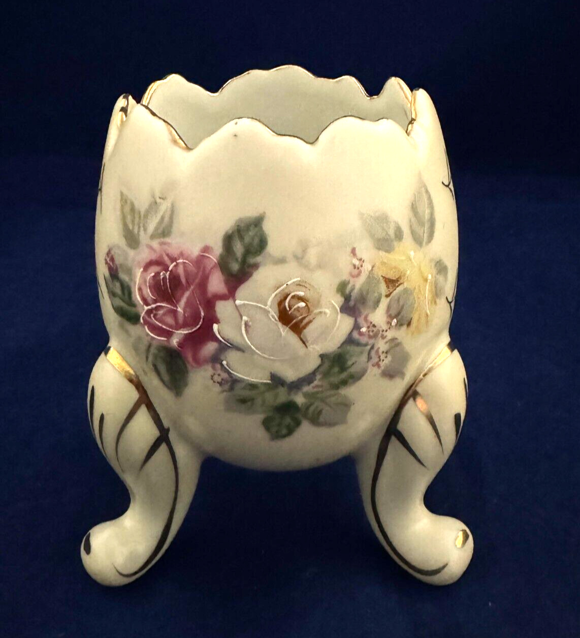 Inarco  Footed Cracked Egg Vase Pink & White Roses creme background numbered