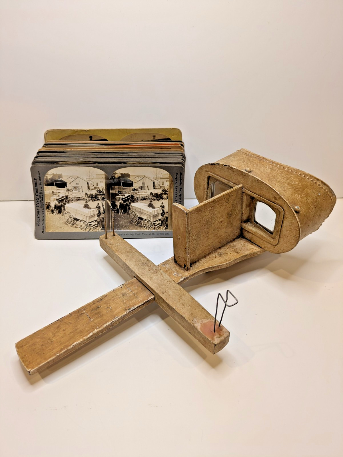 Antique H.C White Stereo Card Stereoscope Viewer 19th Century & 40+ Cards Antique H.C White Stereo Card Stereoscope Viewer 19th Century & 40+ Cards
