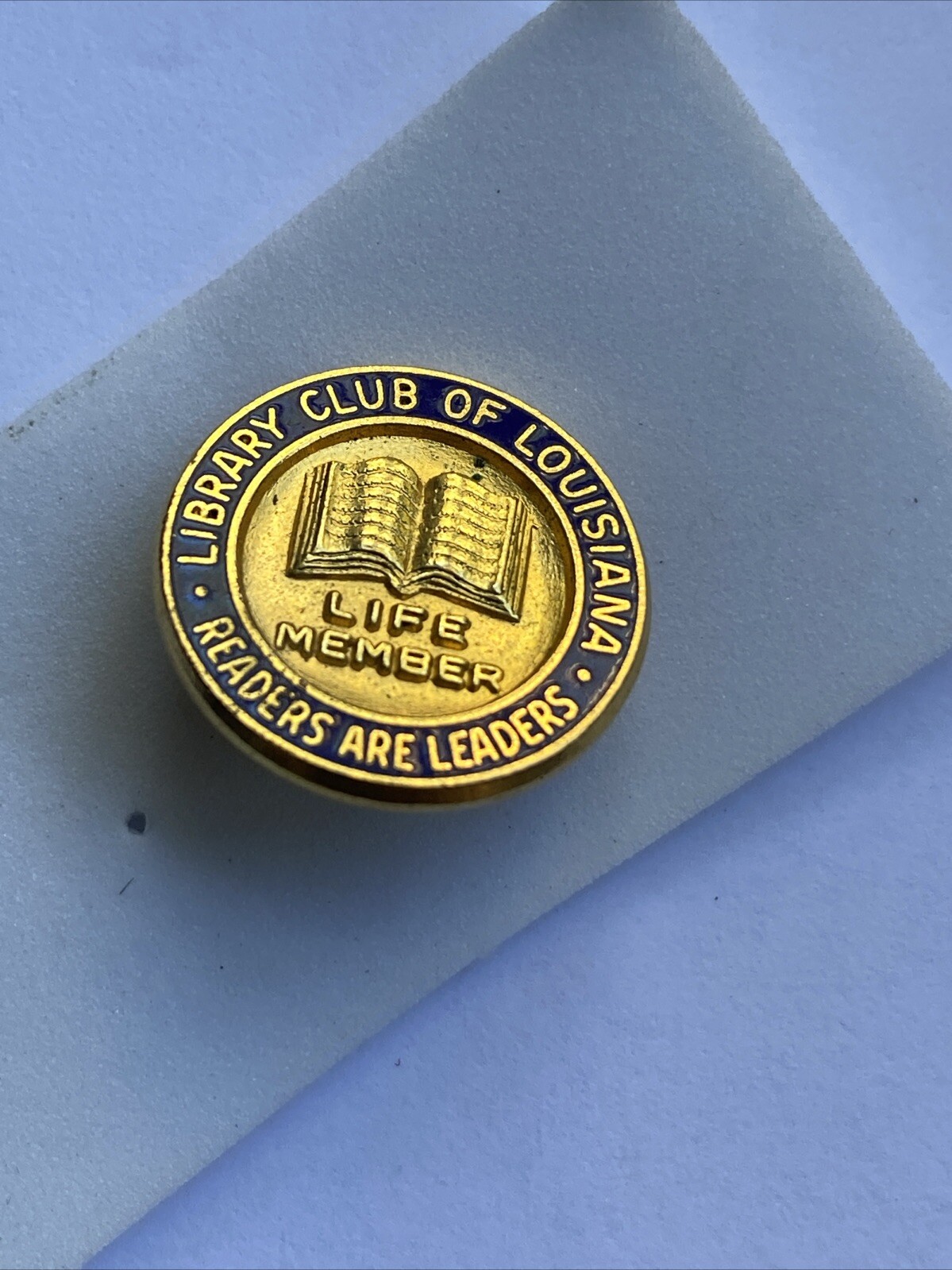Vintage Library Club of Louisiana Readers are Leaders Life Member Pin