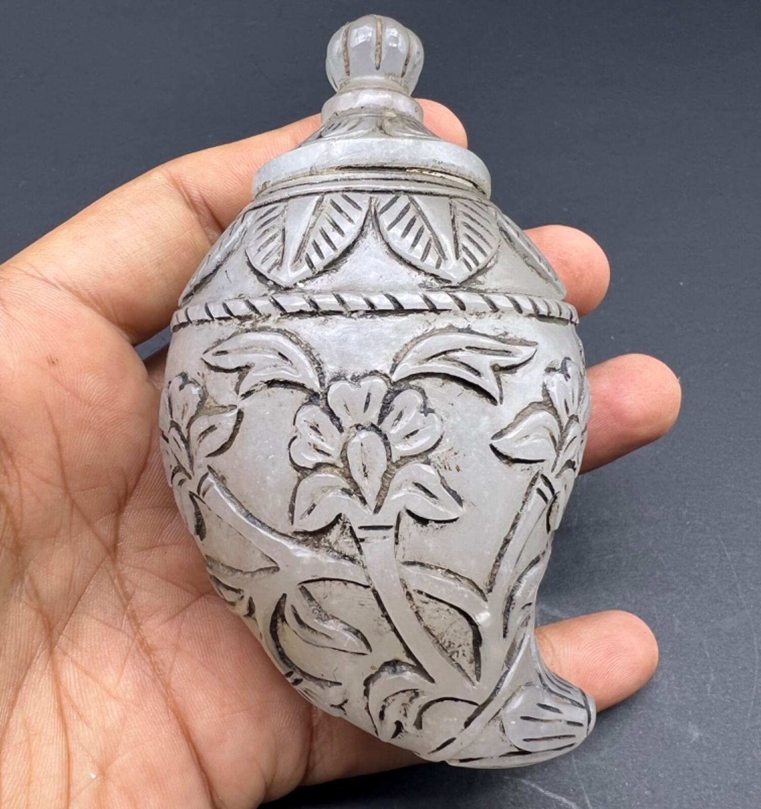Antique Quality Beautiful Old Rock Crystal Stone Islamic Mughal Art Perfume Bot Antique Quality Beautiful Old Rock Crystal Stone Islamic Mughal Art Perfume Bot