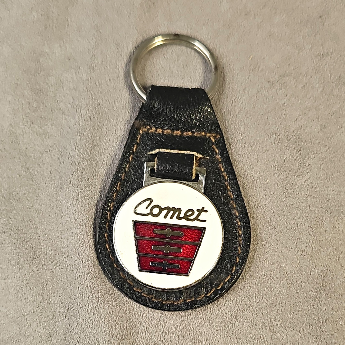 Vintage Mercury Comet Leather Key Fob Keychain Enamel Emblem Shield NOS