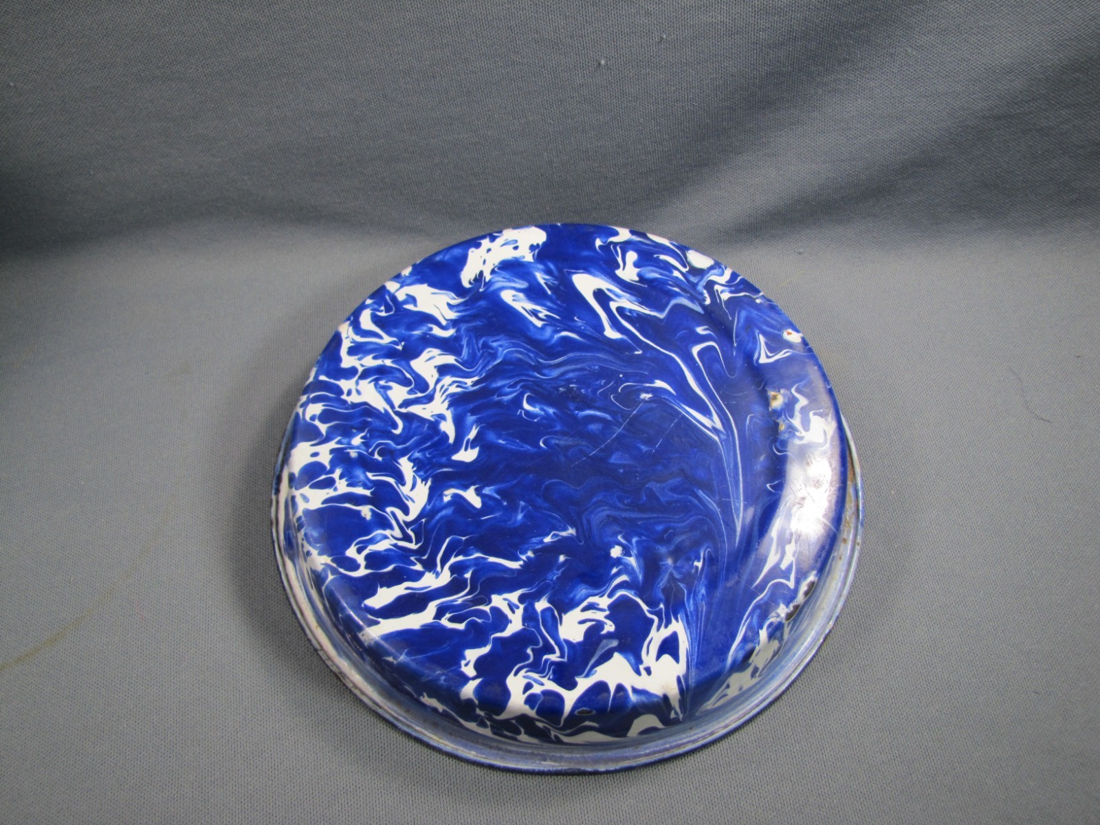 Antique Granite Ware Enamel Swirl Cobalt Blue & White Swirl Pie Pan