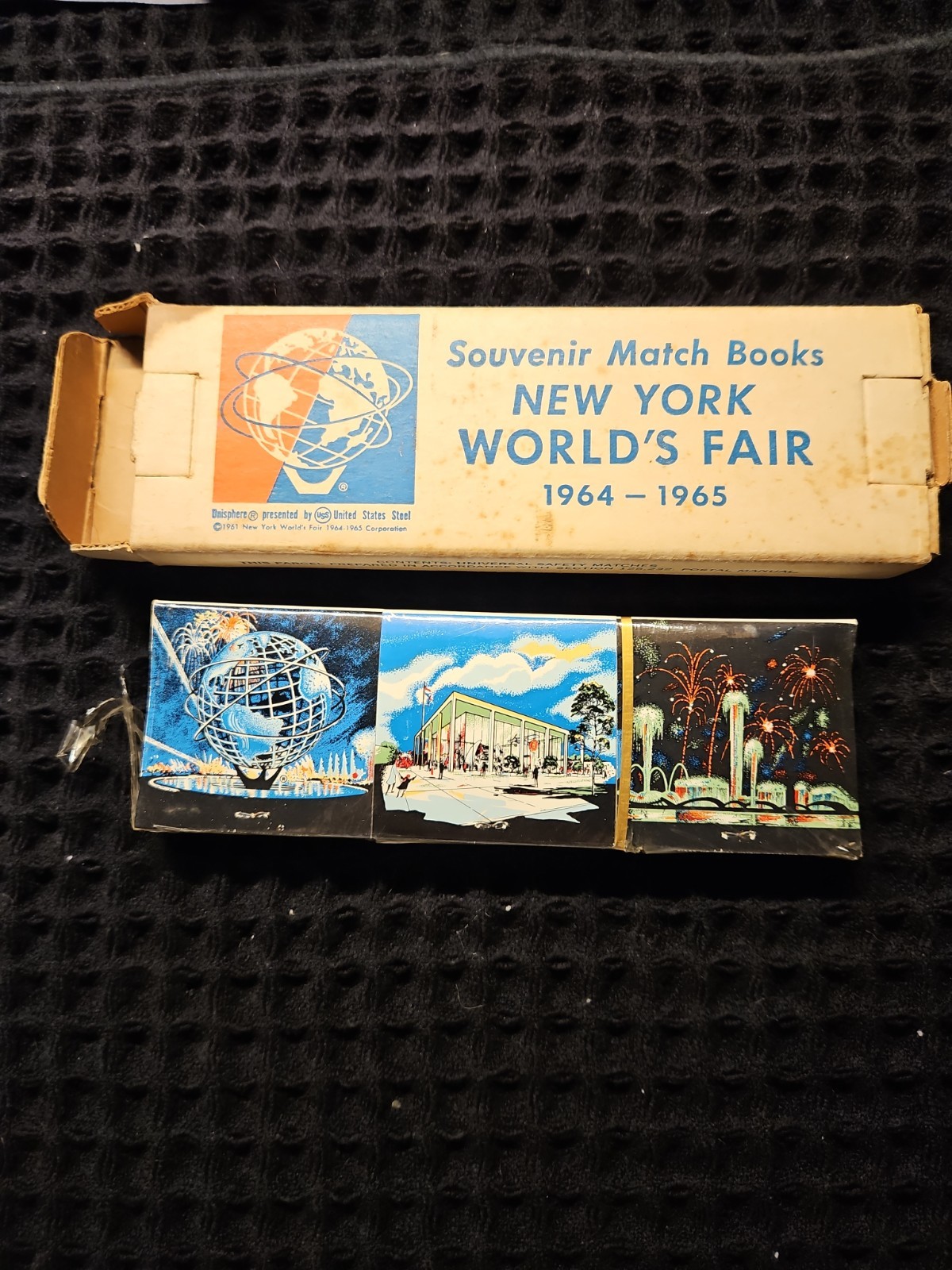 Vintage 1964-1965 New York World's Fair 6 Pack Matches Universal Match Brand New