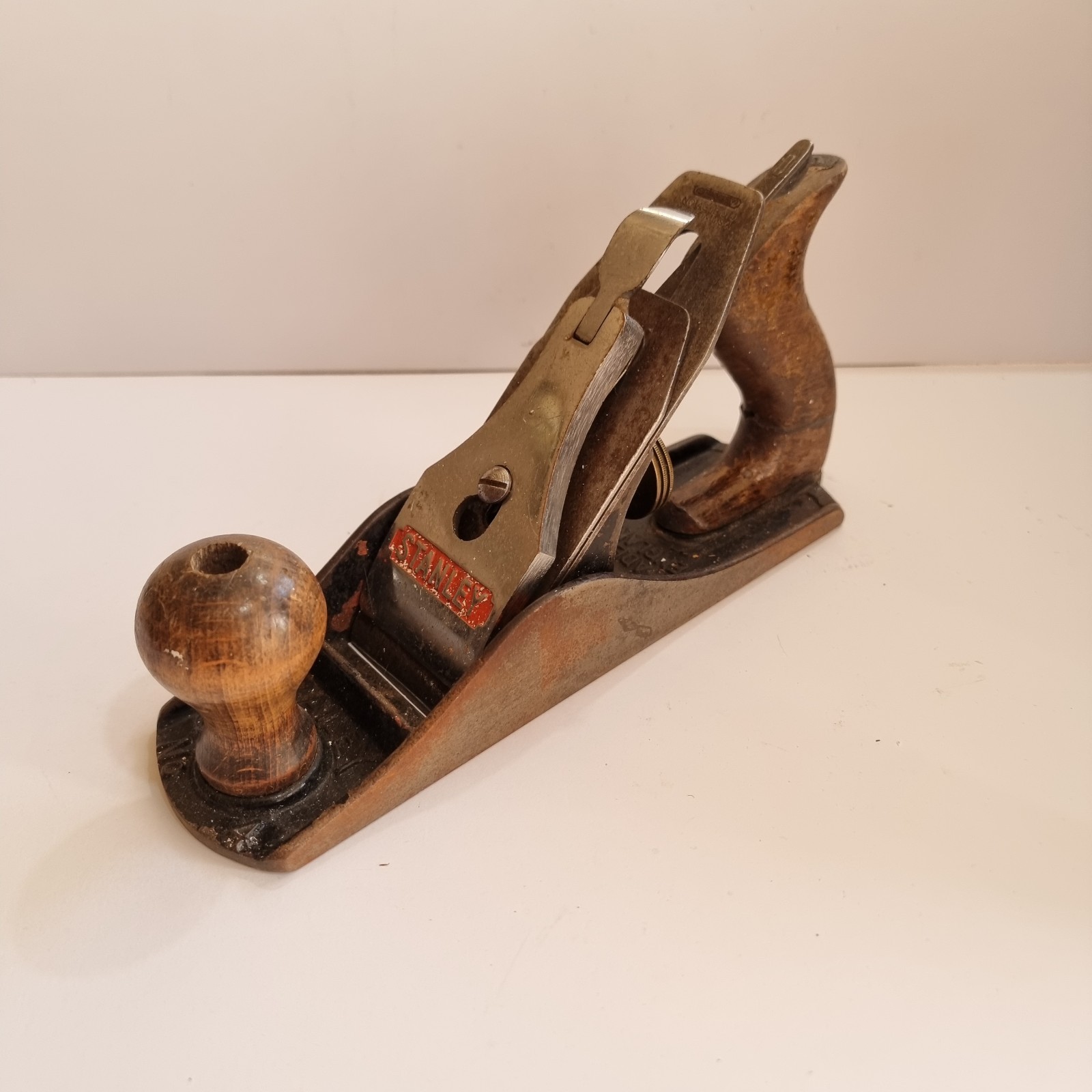 Vintage STANLEY NO.4 Bench Plane Made in Australia Woodwork Carpentry Tools