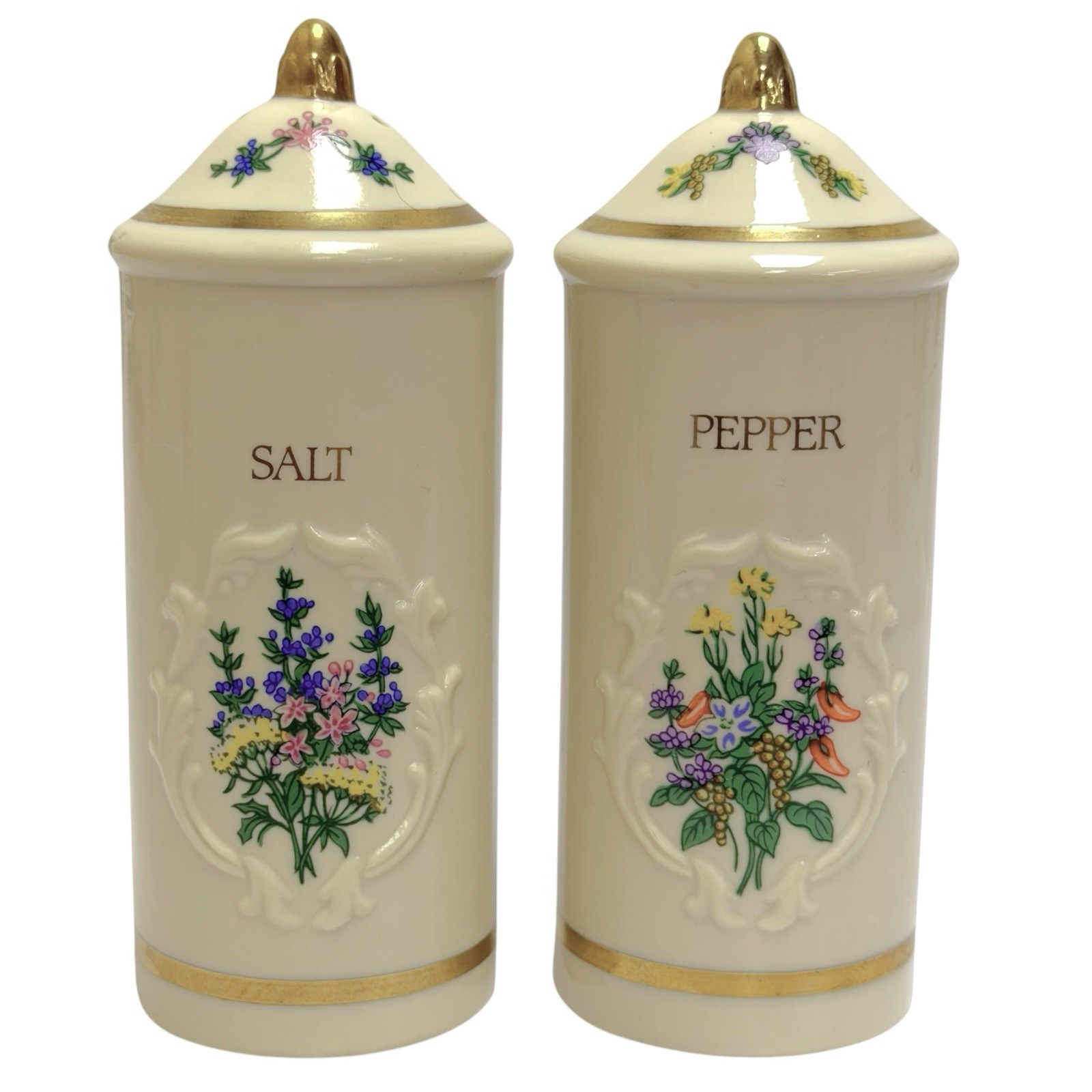 Vintage 1994 Lenox Spice Garden Fine Porcelain Salt & Pepper Shakers Floral 5” Vintage 1994 Lenox Spice Garden Fine Porcelain Salt & Pepper Shakers Floral 5”
