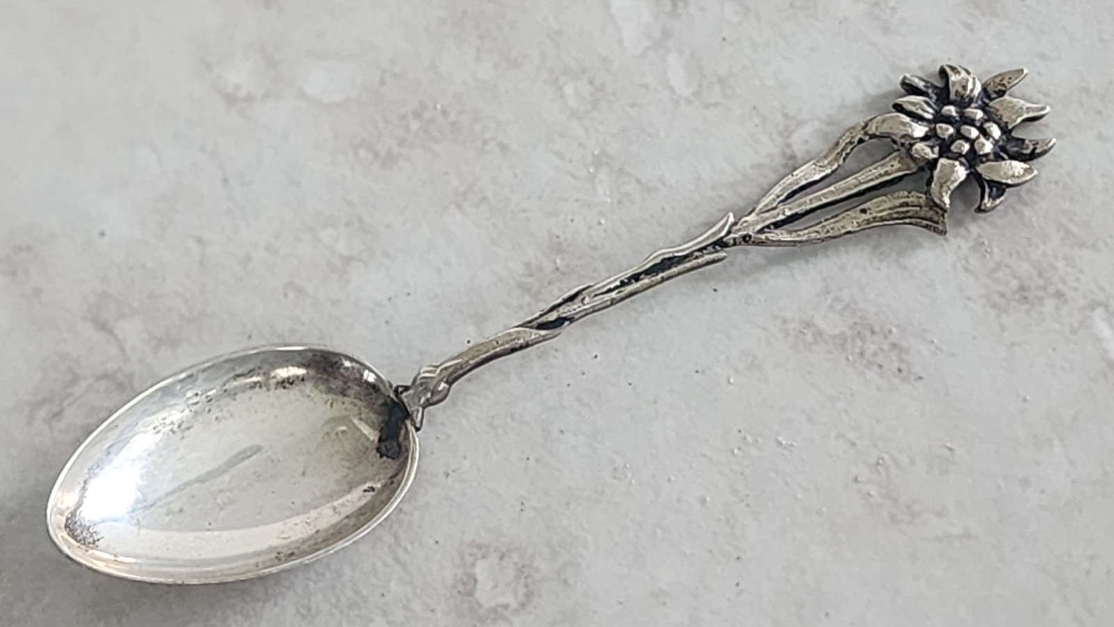 Vintage Edelweiss Spoon Interlaken Switzerland Silverplate 3.5